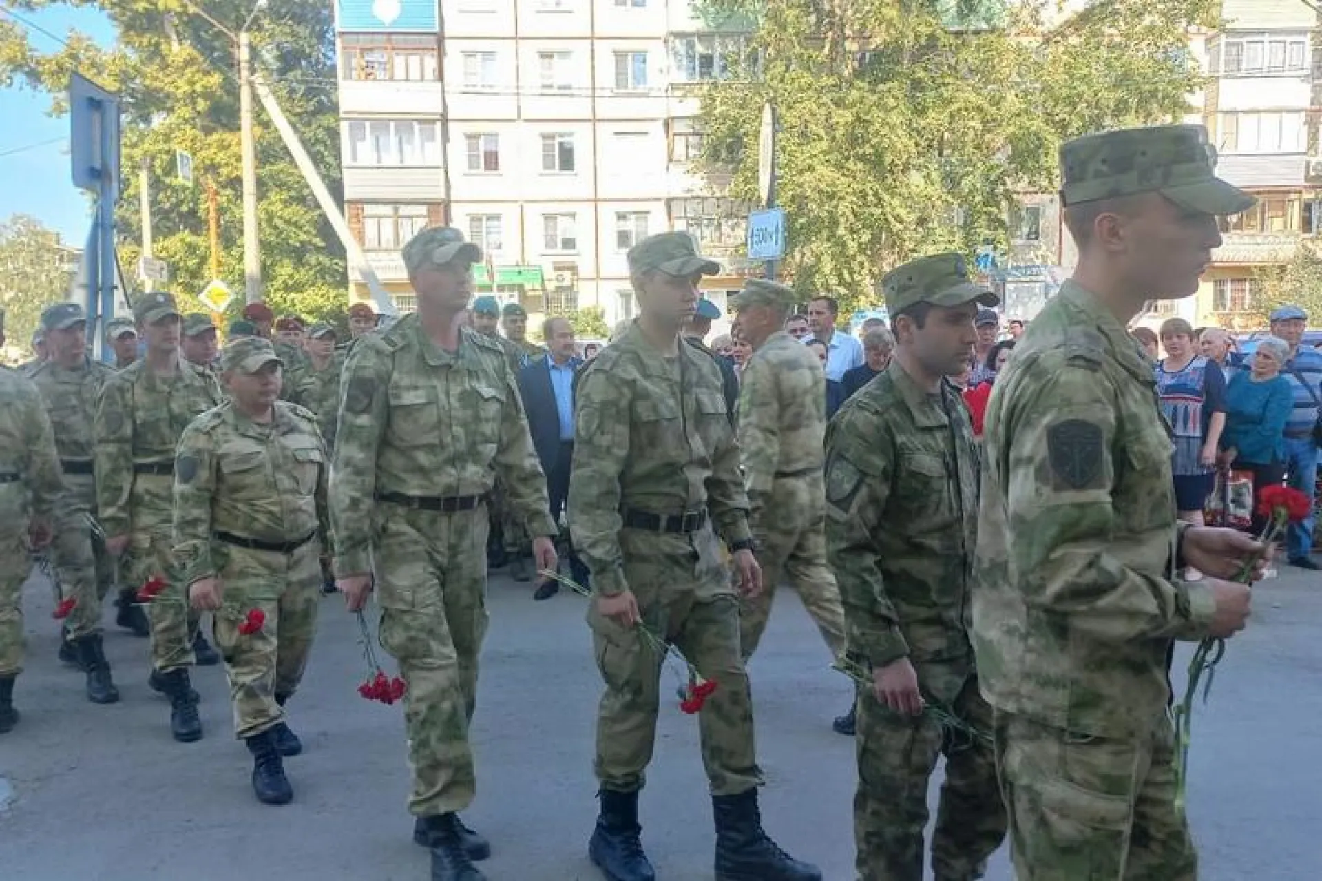 Память военнослужащего Росгвардии, погибшего в ходе специальной военной операции, увековечили в Рубцовске Память военнослужащего Росгвардии, погибшего в ходе специальной военной операции, увековечили в Рубцовске