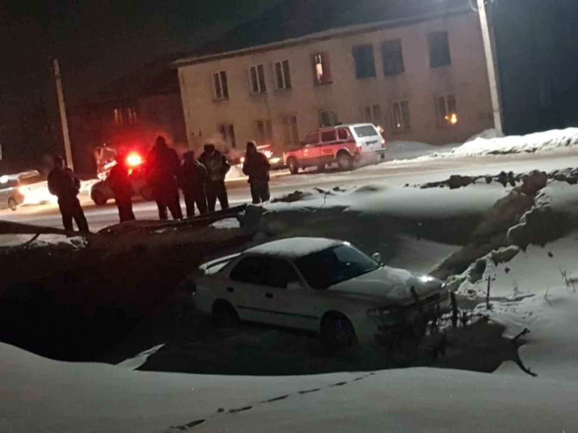 Фото: автомобиль слетел в кювет с дороги в Алтайском крае