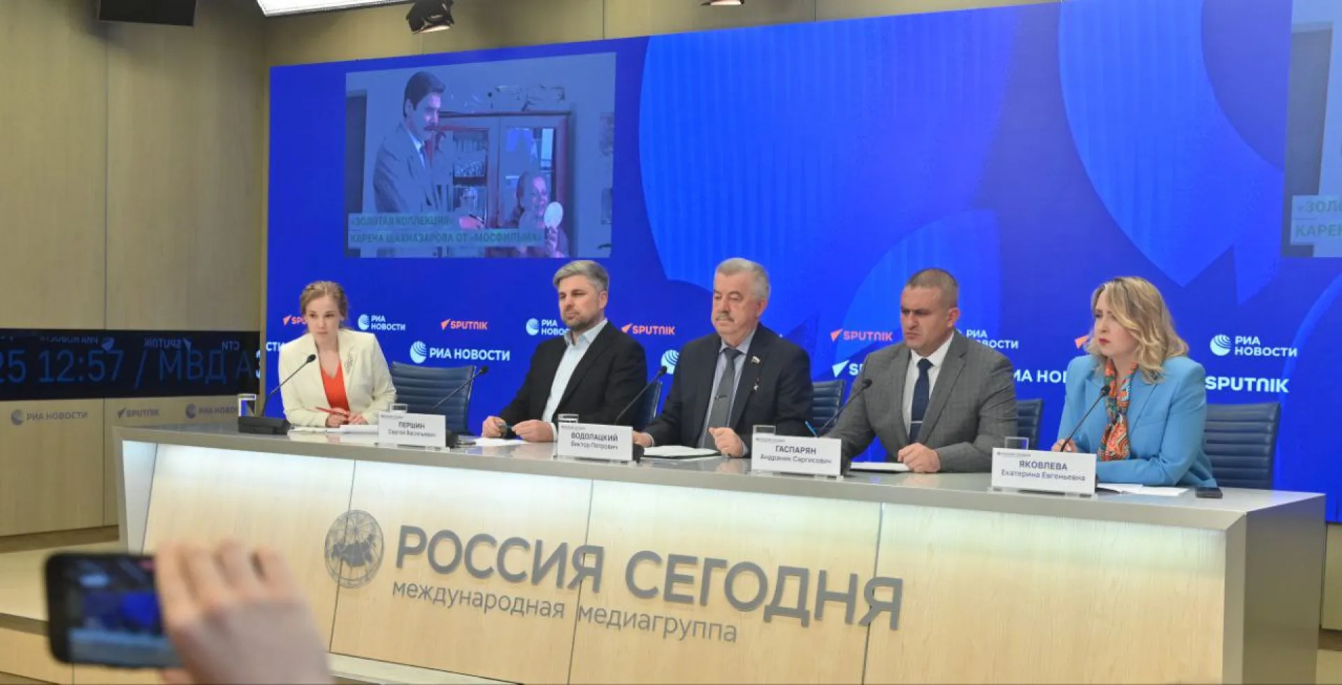 Центр «ВОИН» совместно с Минкультуры России и телеканалом RT представил просветительский проект «ВОИН.КИНО»