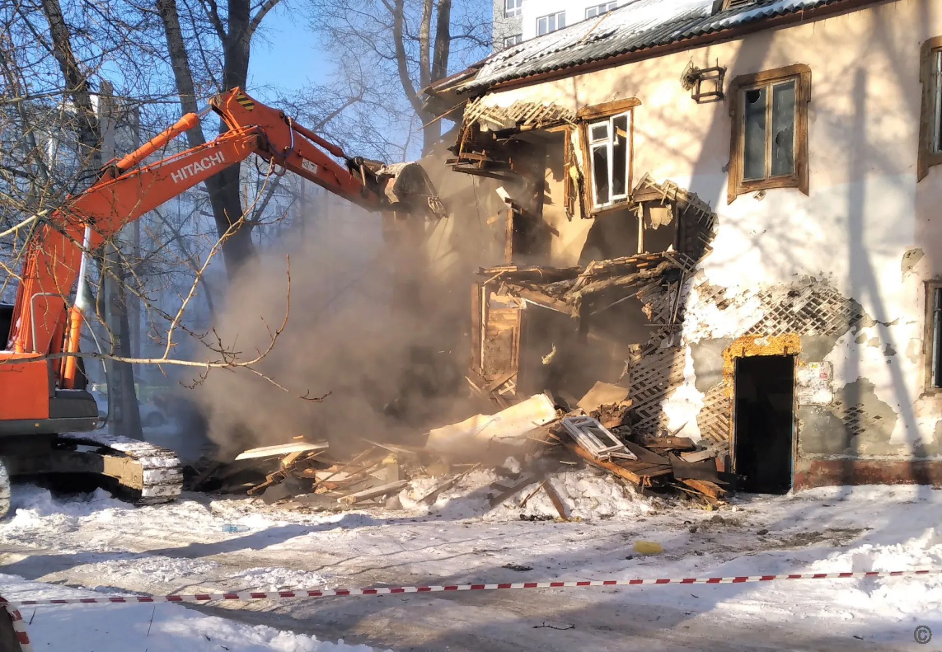 51 аварийный дом снесли в Барнауле в 2022 году 51 аварийный дом снесли в Барнауле в 2022 году