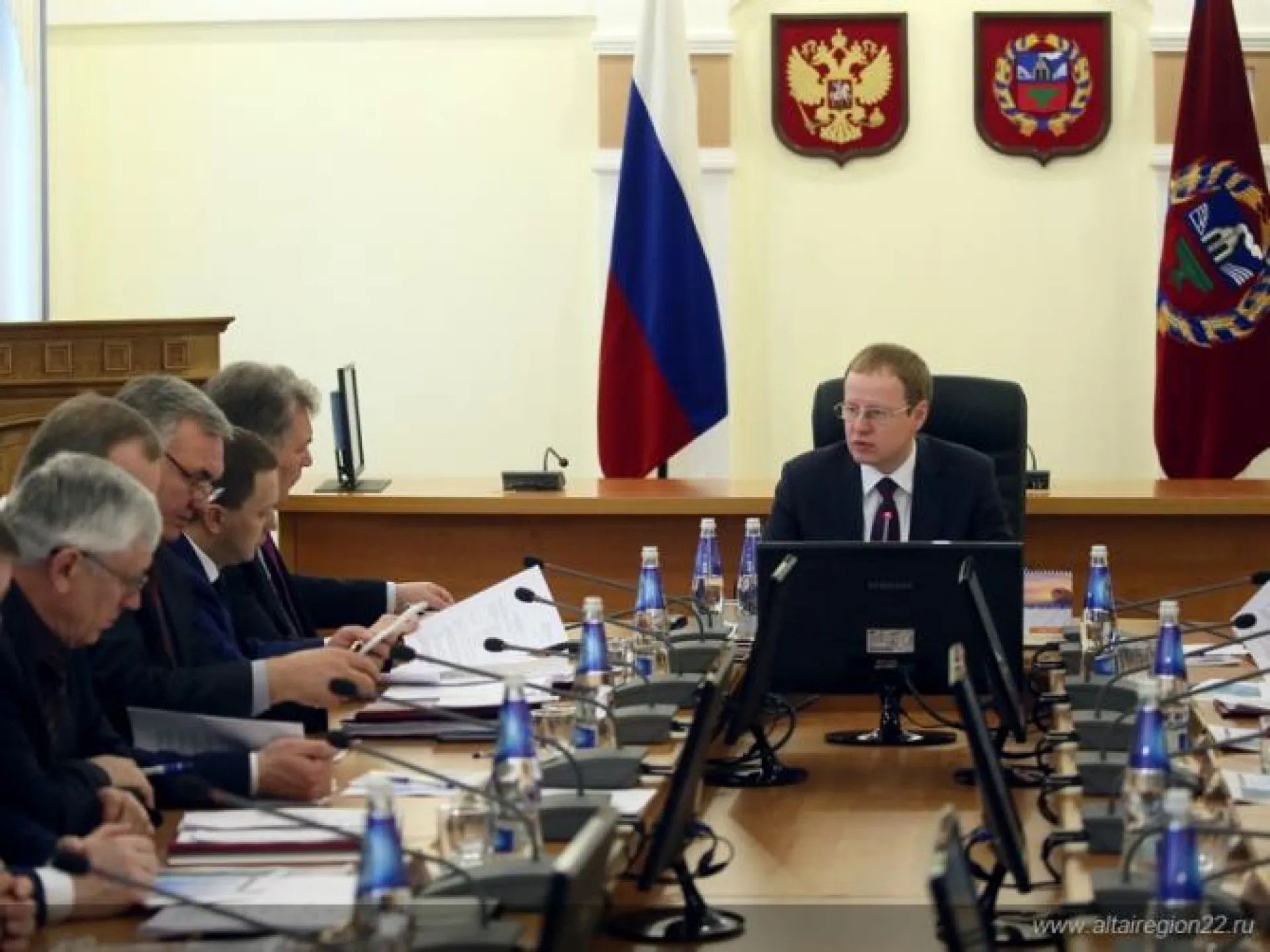 Правительство Алтайского края отчиталось перед Виктором Томенко о работе