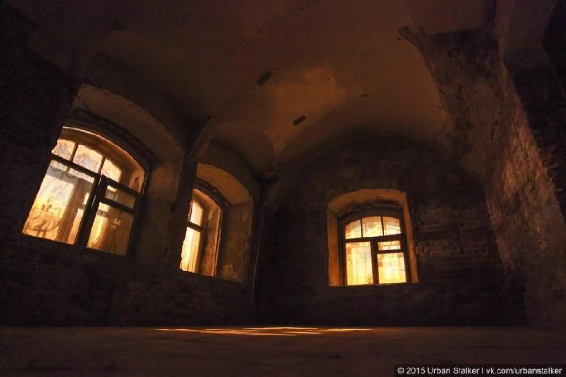 Алтайские развалины на фотографиях барнаульского сталкера