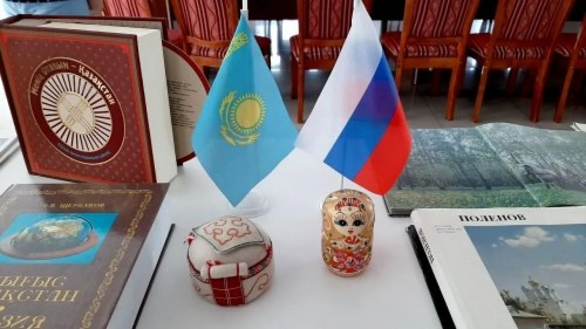 Библиотекари Алтайского края встретились с коллегами из Казахстана