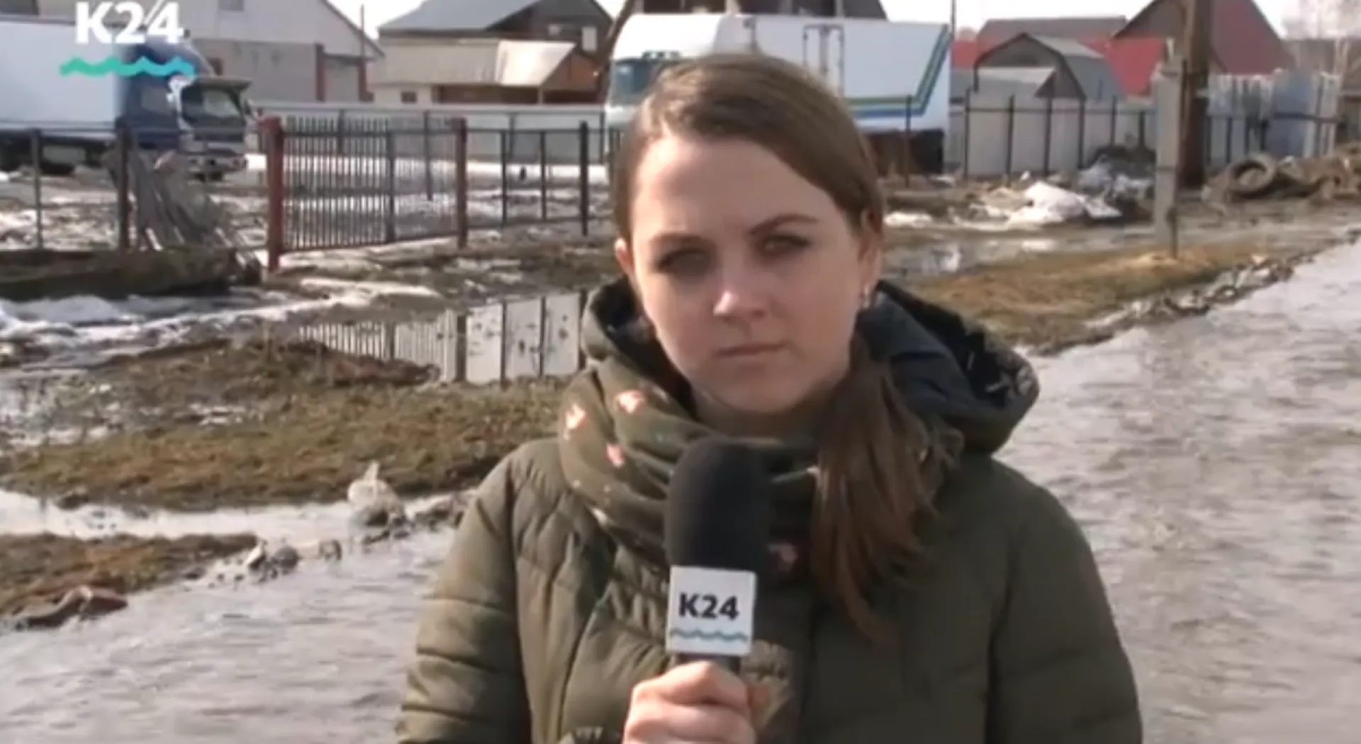 Вода затопила улицы во Власихе 