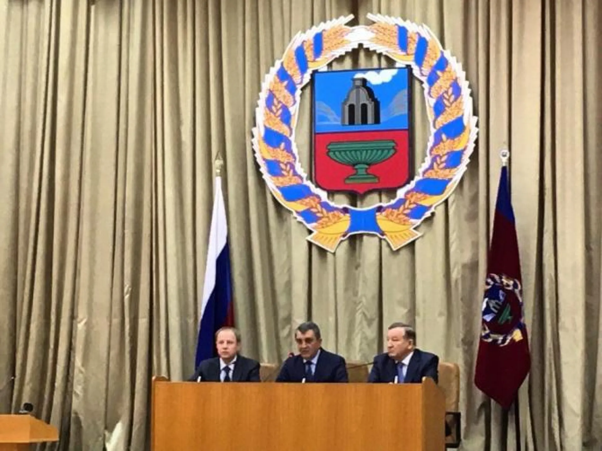 Виктор Томенко вступил в должность врио губернатора Алтайского края