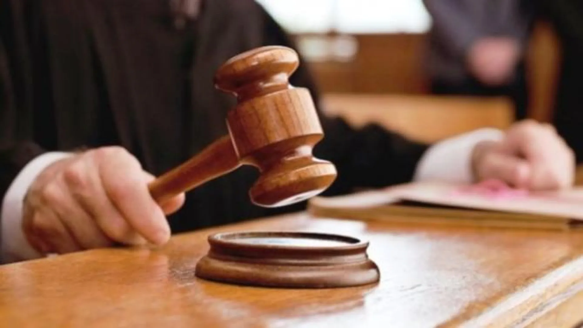 Жителей Алтайского края будут судить за кражу старинной иконы Жителей Алтайского края будут судить за кражу старинной иконы