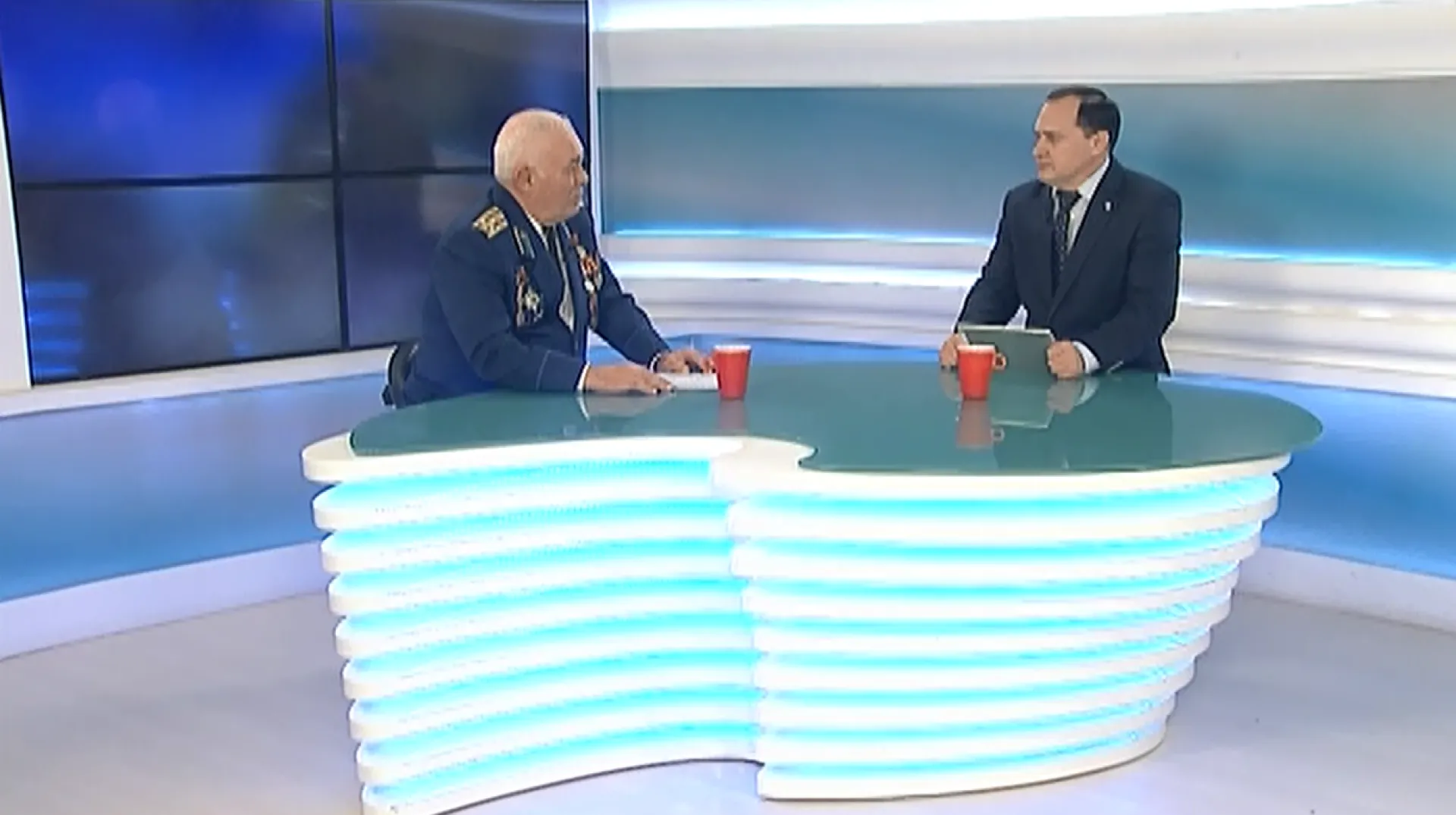 «Интервью дня»: председатель Совета Алтайской краевой общественной организации «Союза офицеров запаса» Анатолий Апухтин