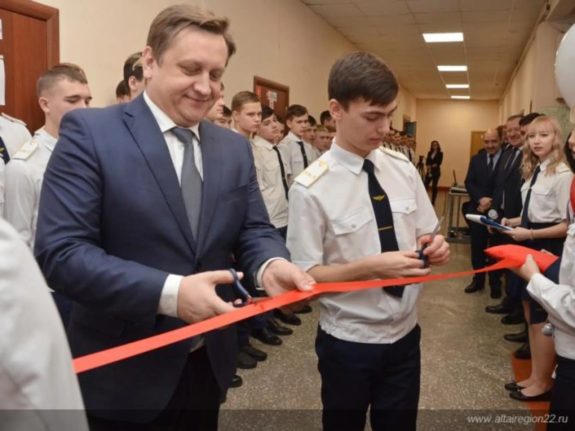 Барнаульский железнодорожный лицей получил семь миллионов рублей из краевого бюджета на оснащение лабораторий