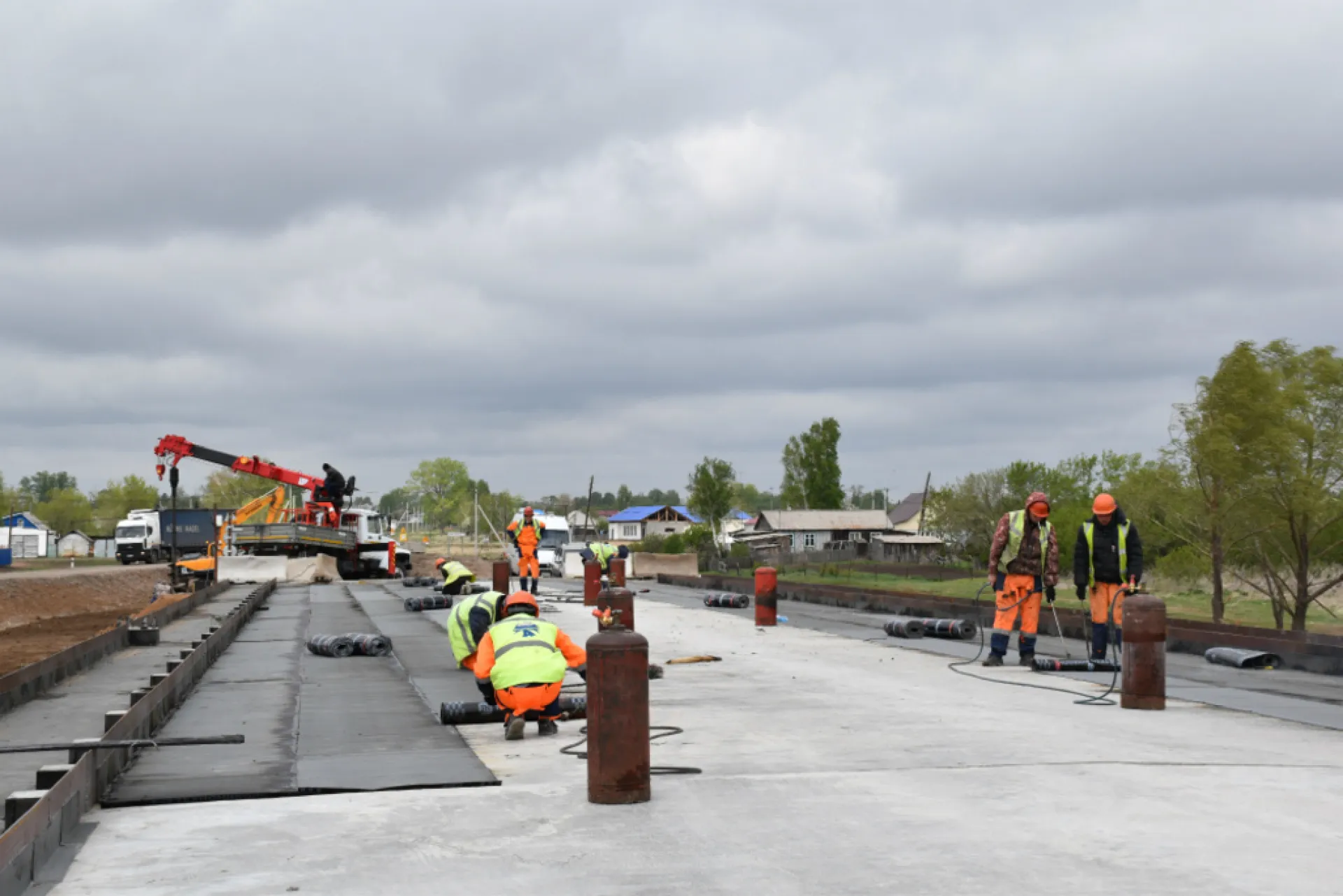 Аварийный мост реконструируют в Алтайском крае