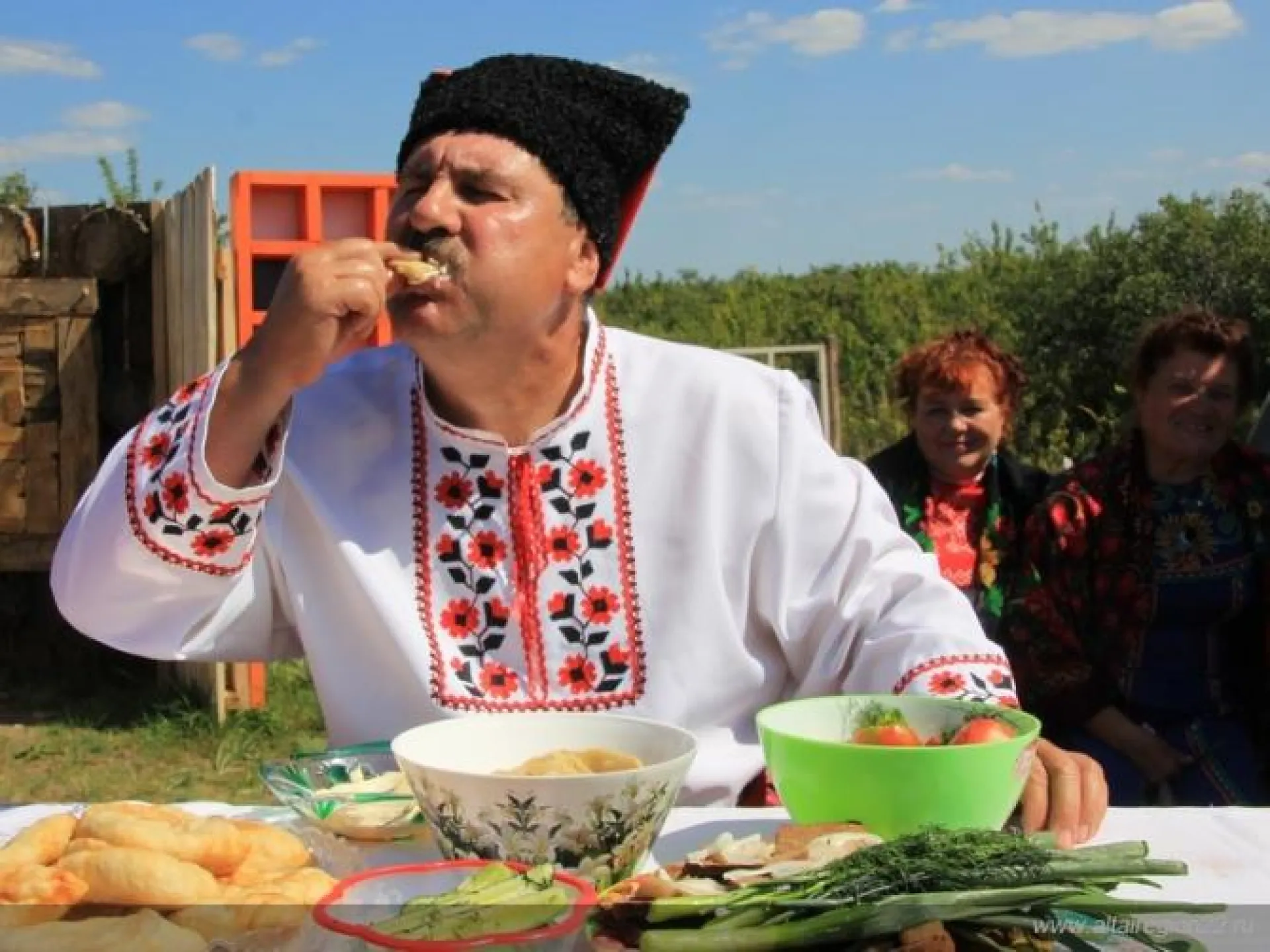 «Всэ будэ смачно!»: фестиваль вареника пройдёт в Алтайском крае «Всэ будэ смачно!»: фестиваль вареника пройдёт в Алтайском крае