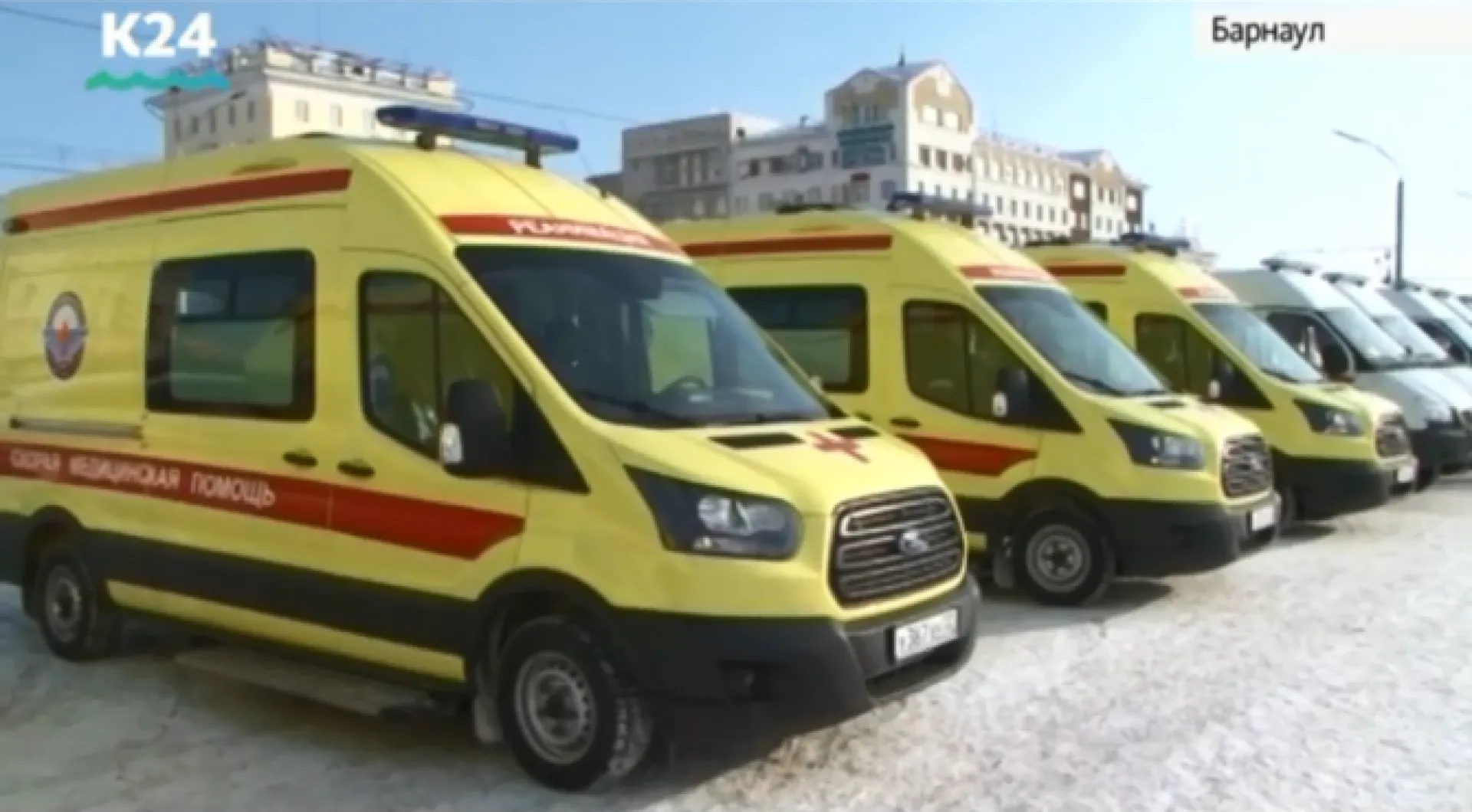 Новые школьные автобусы и медицинские автомобили отправились в города и районы Алтайского края