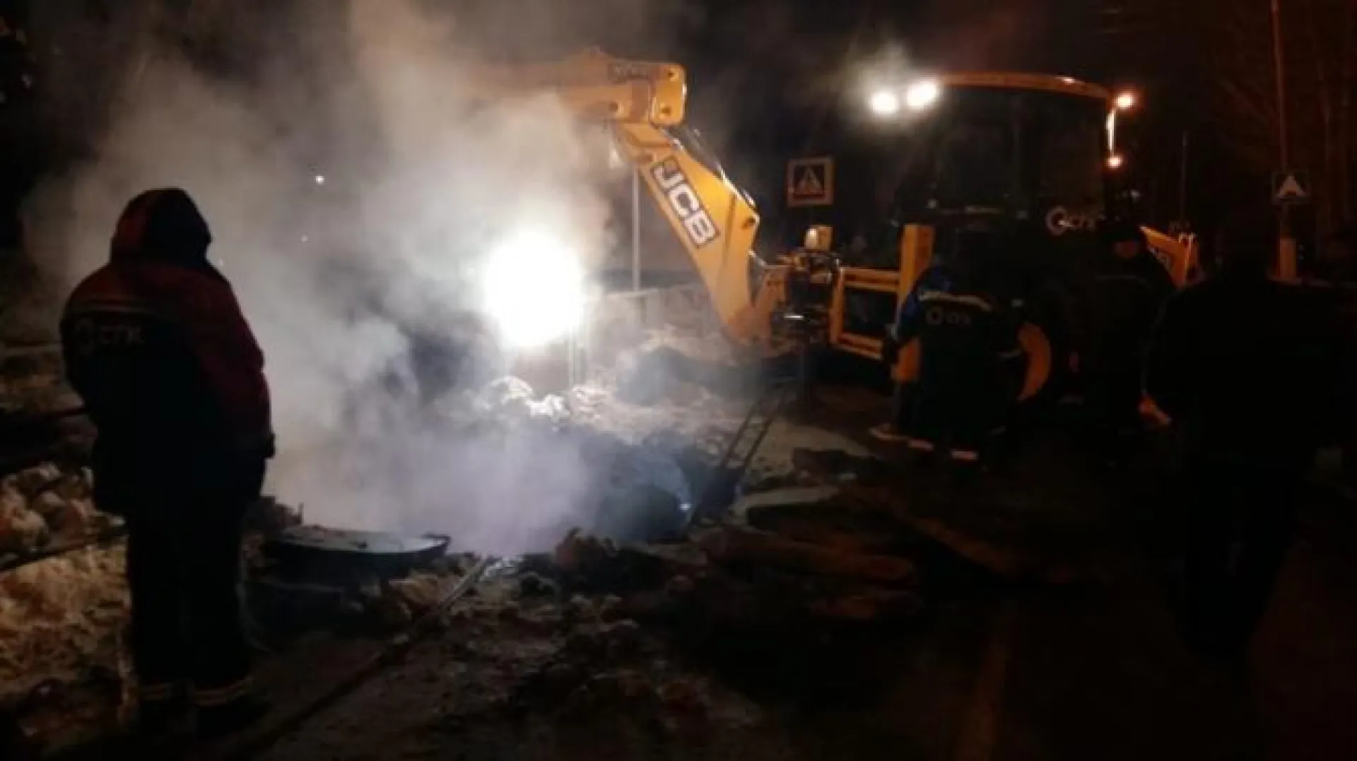 Коммунальная авария оставила без горячей воды 68 зданий в Барнауле