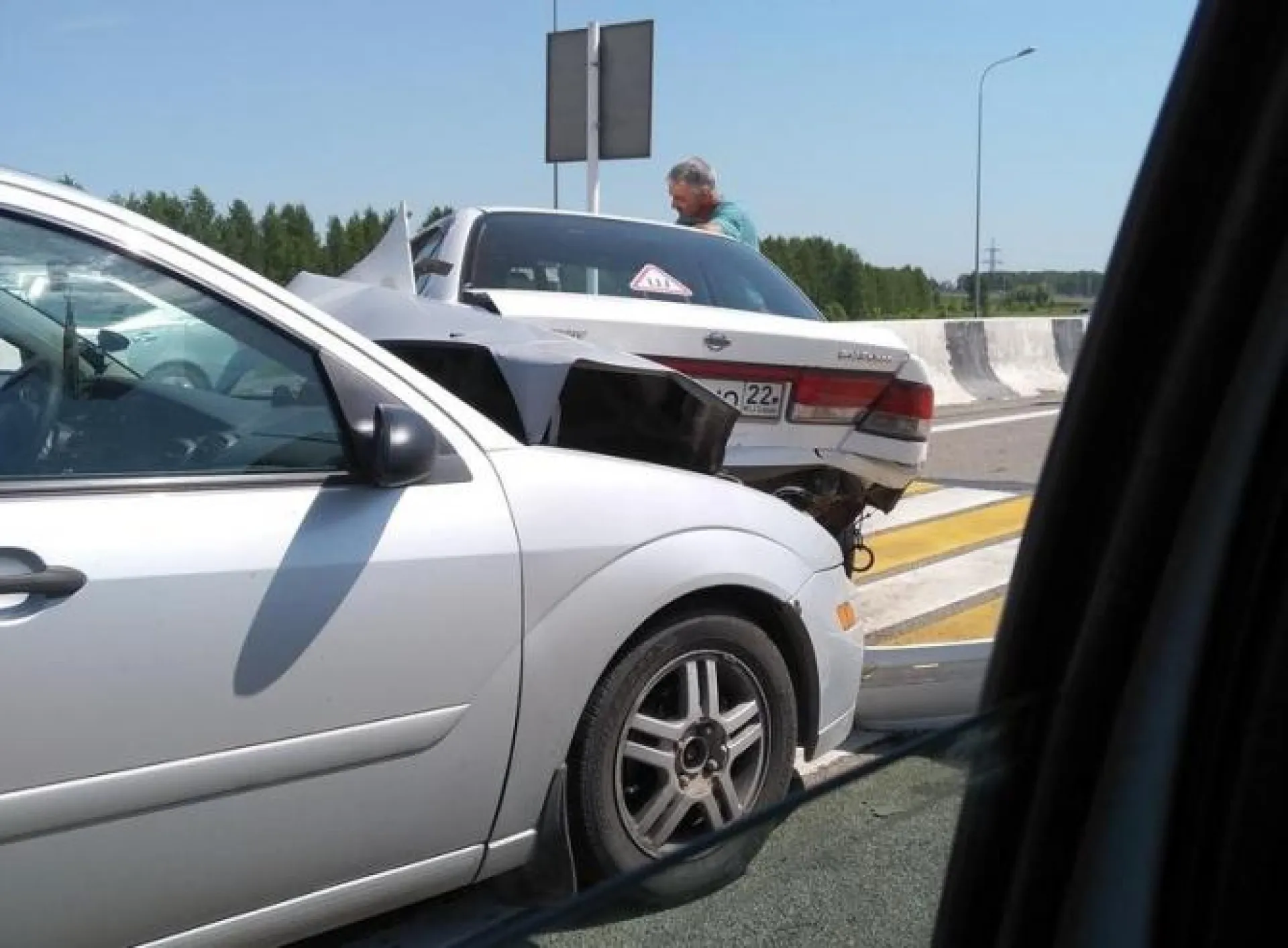 Пенсионерка спровоцировала ДТП трёх машин под Барнаулом Пенсионерка спровоцировала ДТП трёх машин под Барнаулом