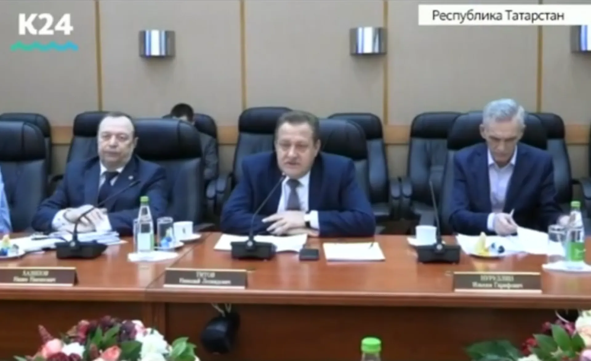 Делегация Алтайского края во главе с губернатором Виктором Томенко работает в Татарстане Делегация Алтайского края во главе с губернатором Виктором Томенко работает в Татарстане