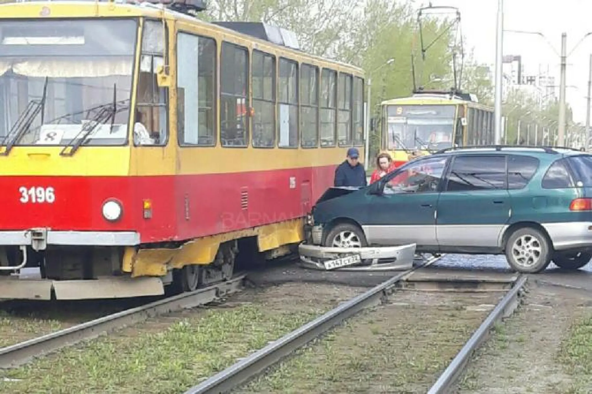Движение трамваев в Барнауле приостановлено из-за ДТП 