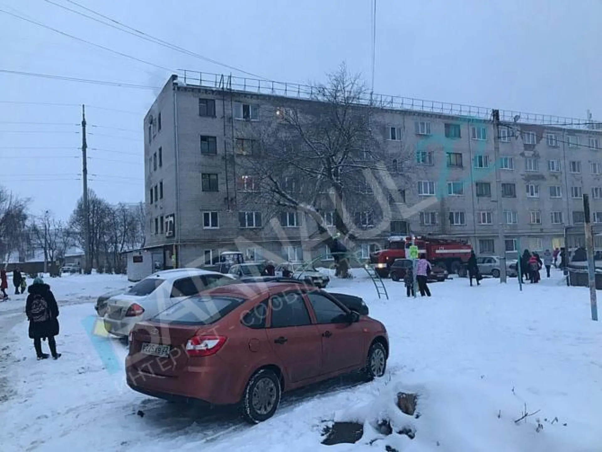 Пожар в общежитии произошел в поселке Южный в Барнауле