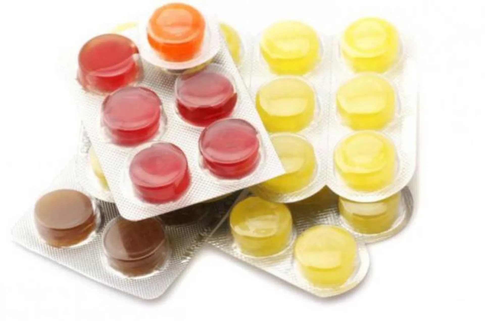 Минздрав планирует запретить рекламу леденцов от боли в горле в России