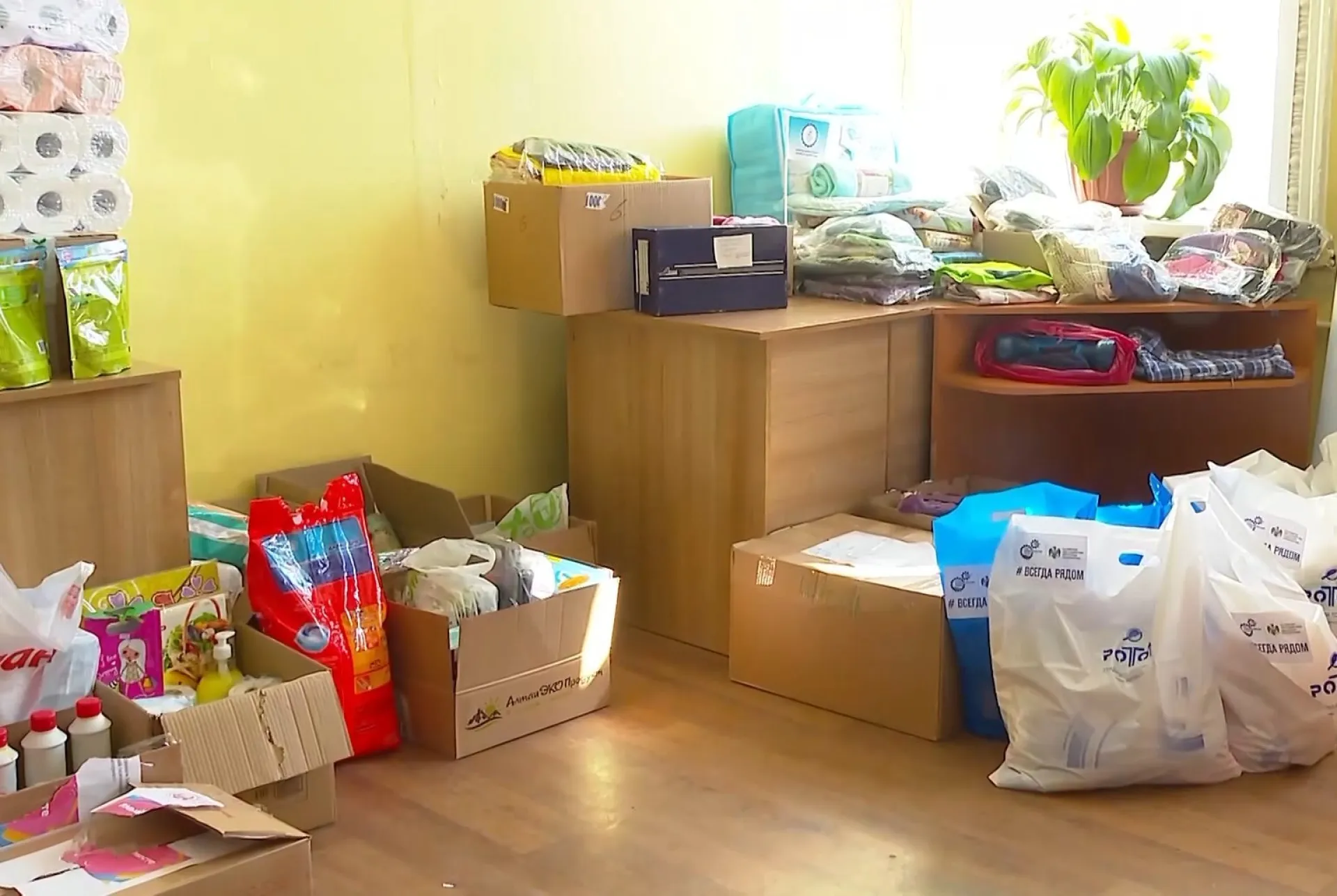 Гуманитарную помощь собирают в Алтайском крае для отправки в Донбасс