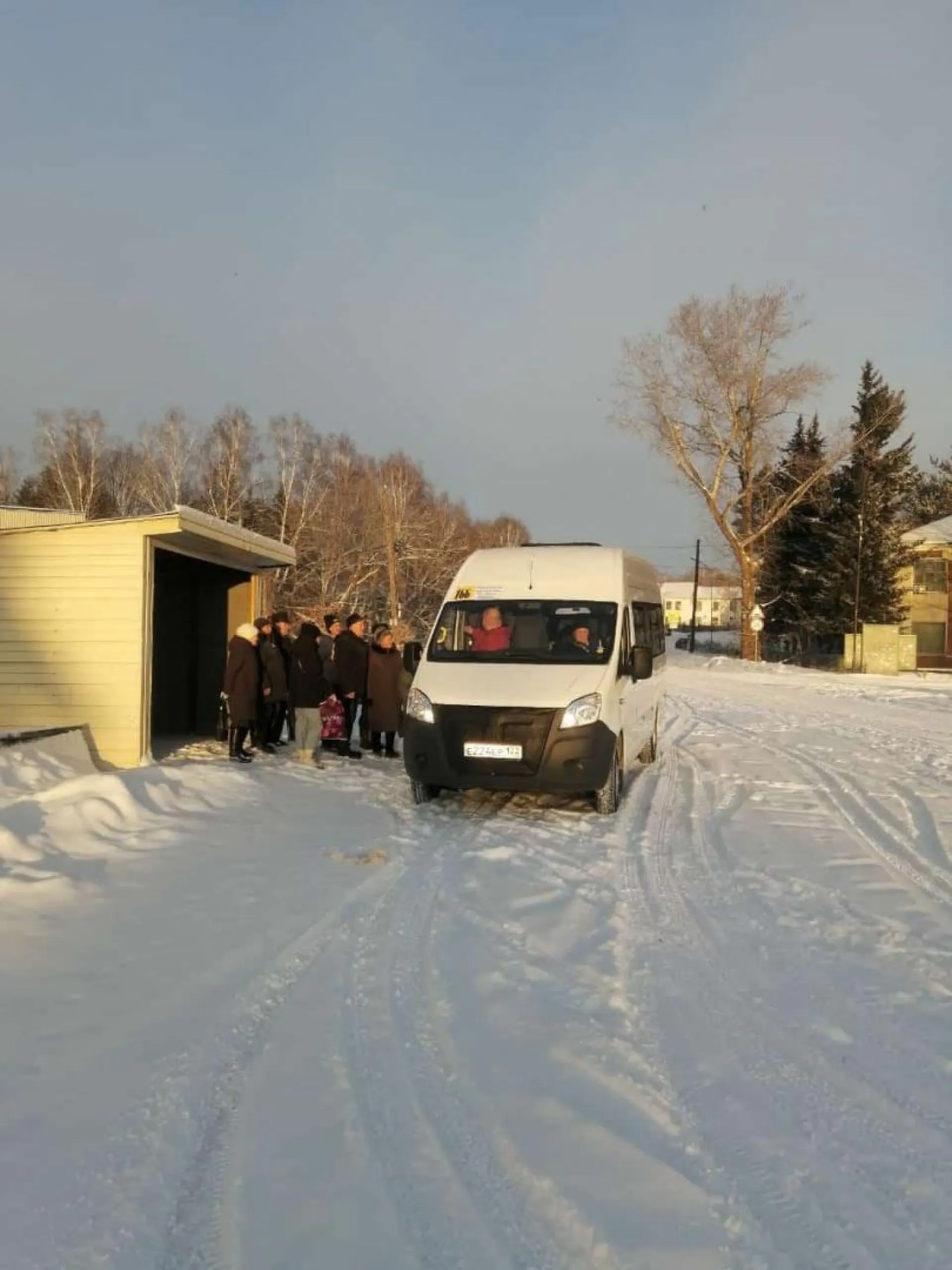 Автобус № 166 возобновил движение по маршруту Новоалтайск – Жилино