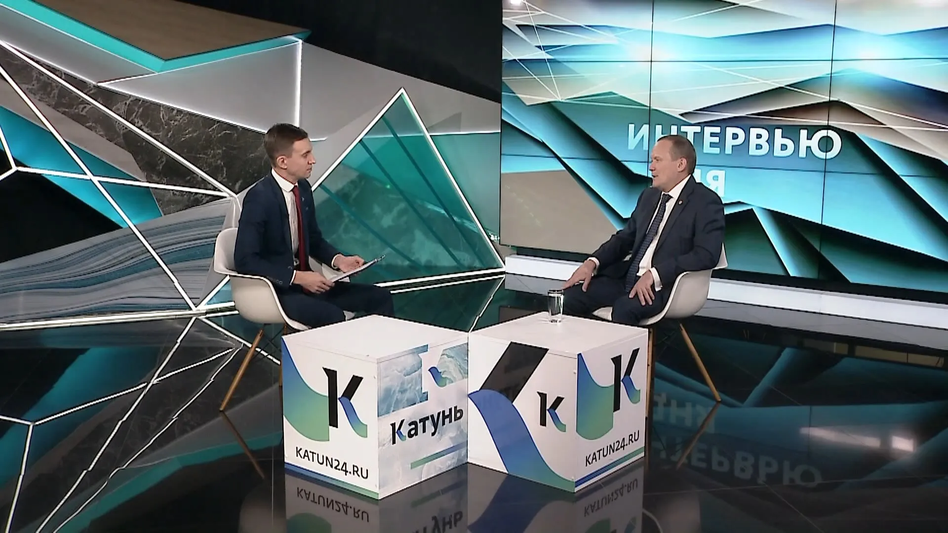 «Интервью дня»: сенатор Совета Федерации Федерального собрания России Виктор Зобнев