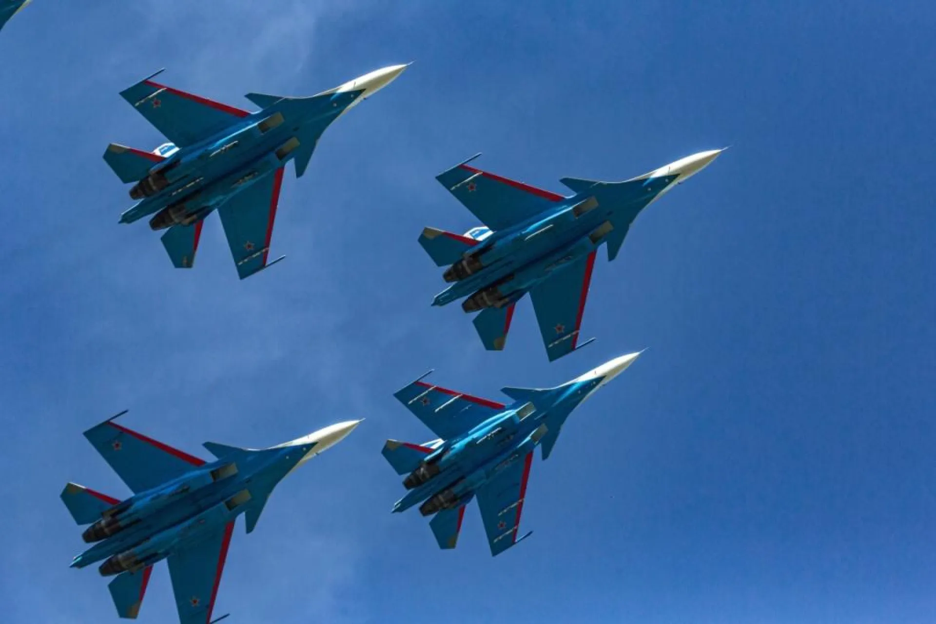 Пилотажная группа «Русские витязи» выступит в Барнауле на праздновании Дня города