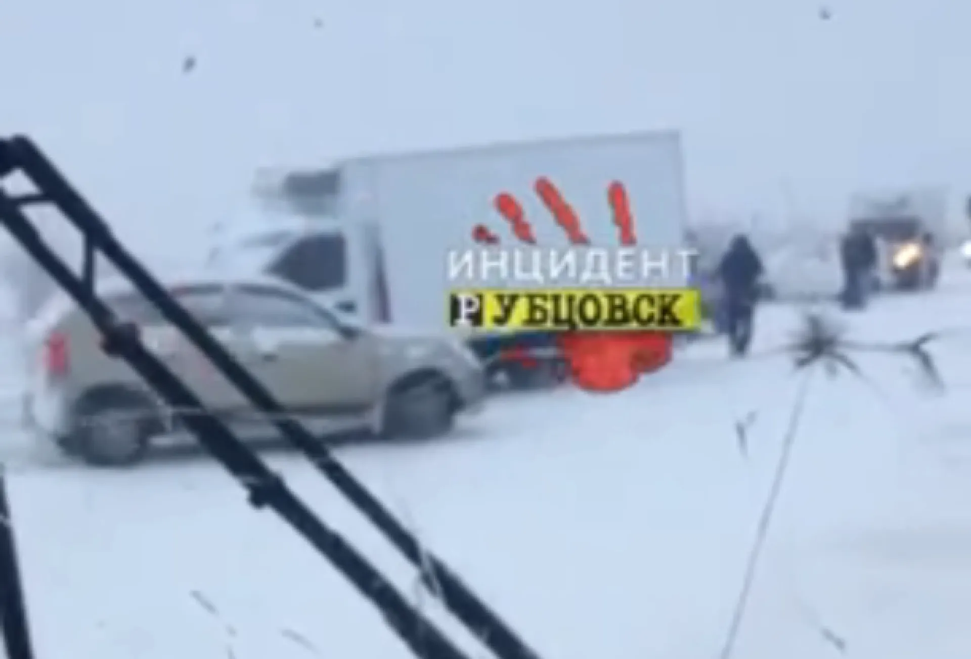 ДТП произошло на трассе в Алтайском крае ДТП произошло на трассе в Алтайском крае