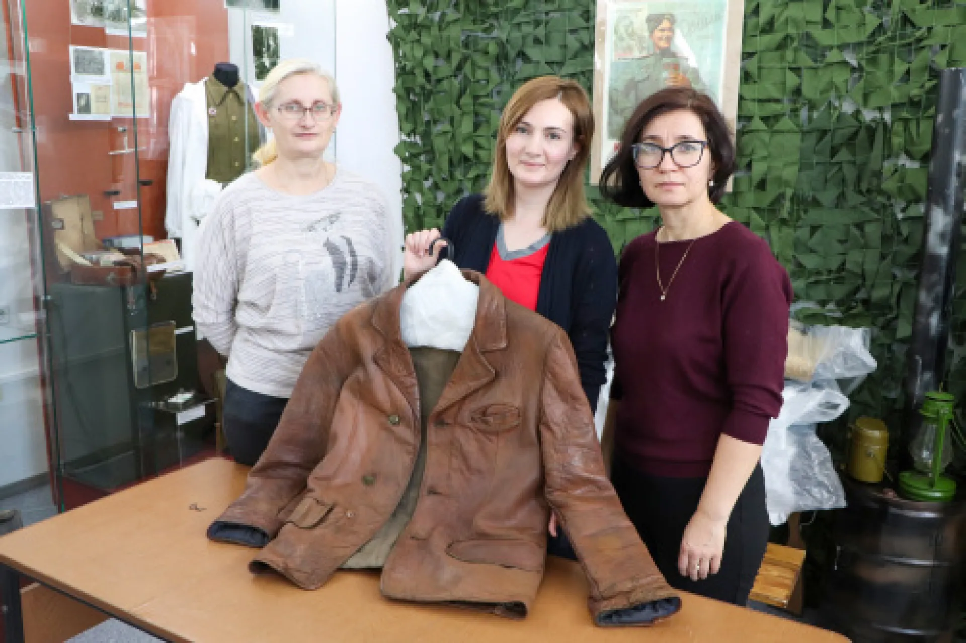 Часть алтайских музейных экспонатов, пострадавших во время пожара, отреставрировали в Москве