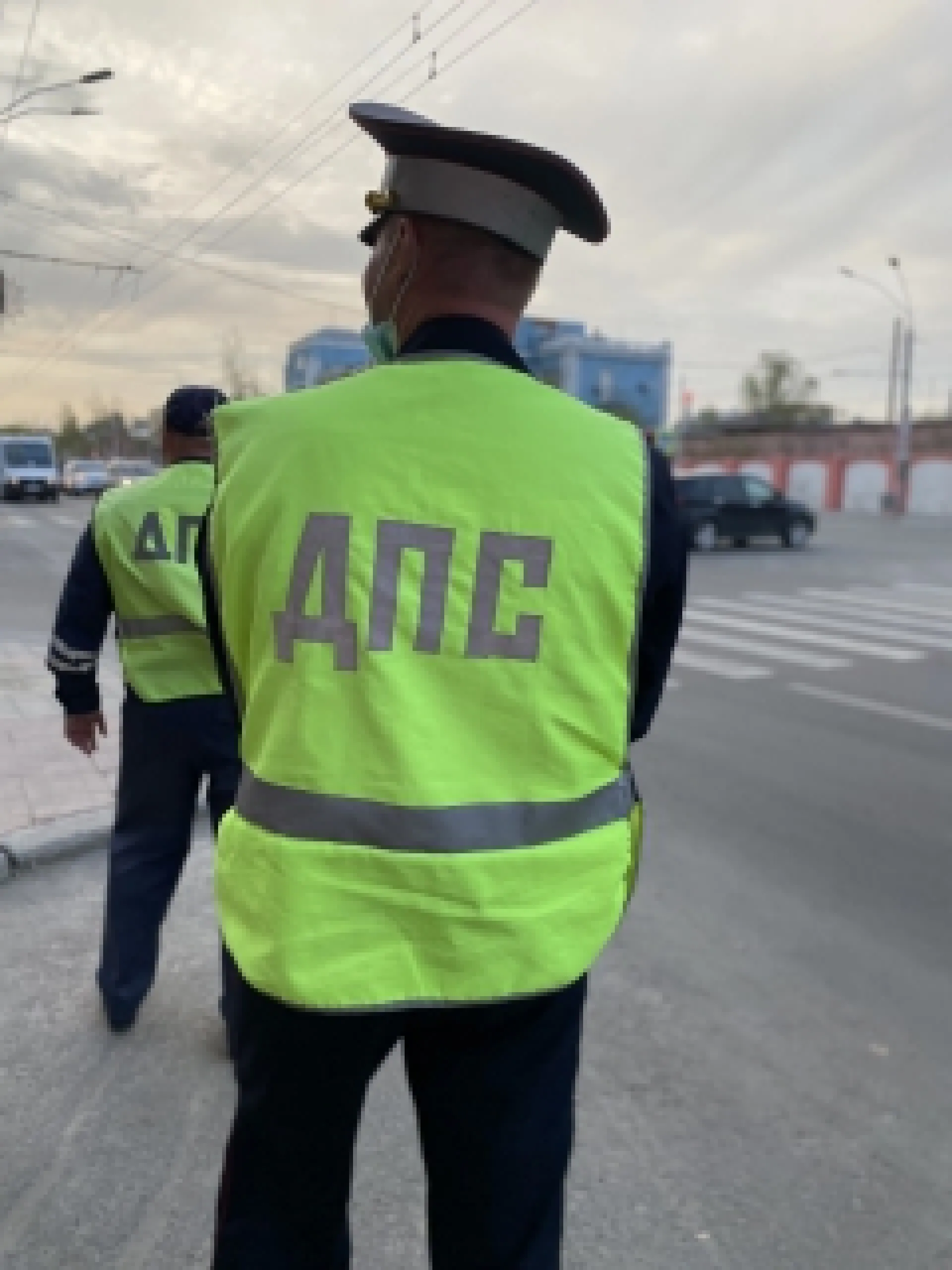 Водитель неудачно попытался дать взятку сотрудникам ДПС в Алтайском крае