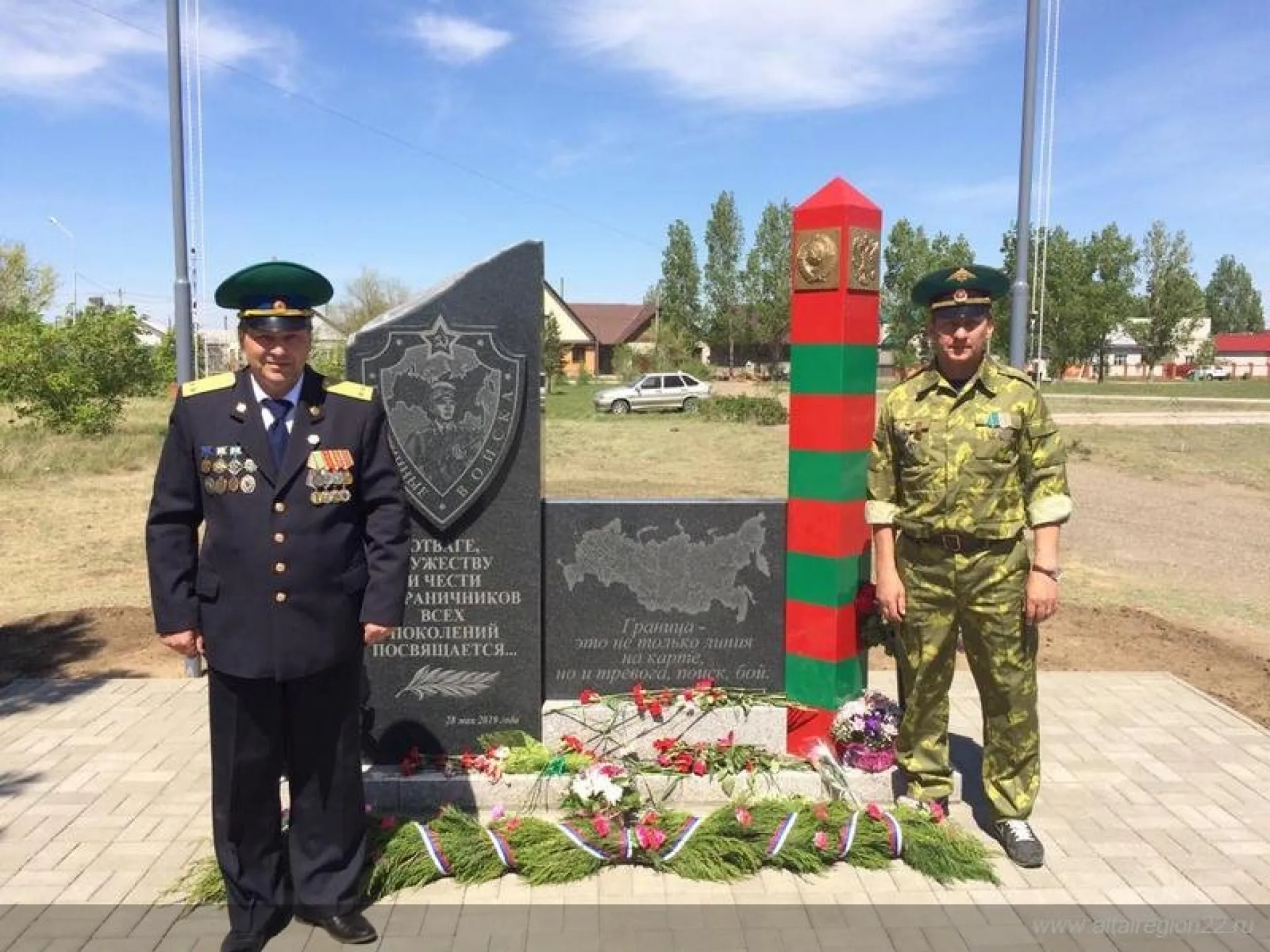 Памятник пограничникам всех поколений установили в Алтайском крае Памятник пограничникам всех поколений установили в Алтайском крае