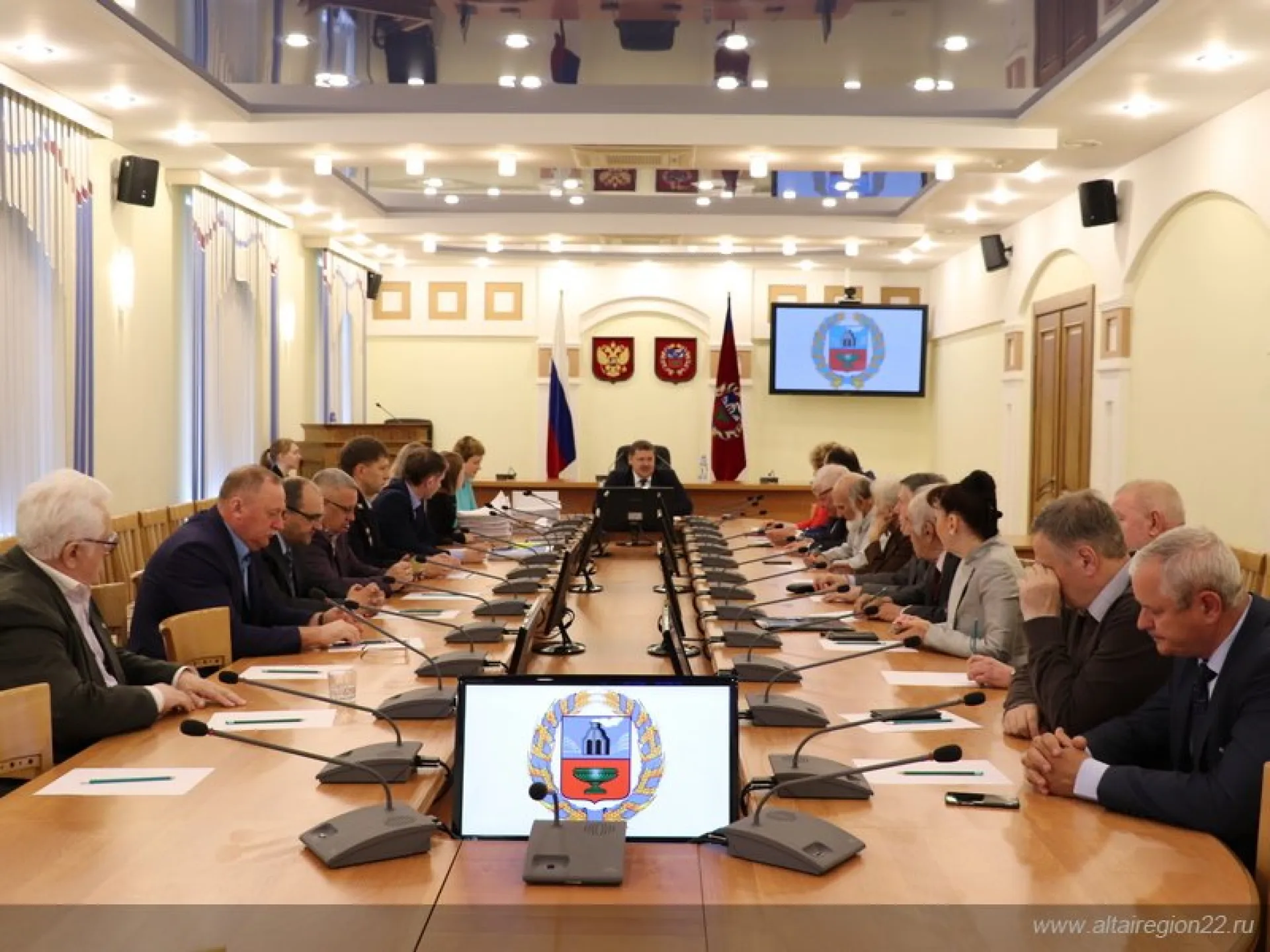 Более 150 жителей региона получат государственные награды Российской Федерации и награды Алтайского края  Более 150 жителей региона получат государственные награды Российской Федерации и награды Алтайского края