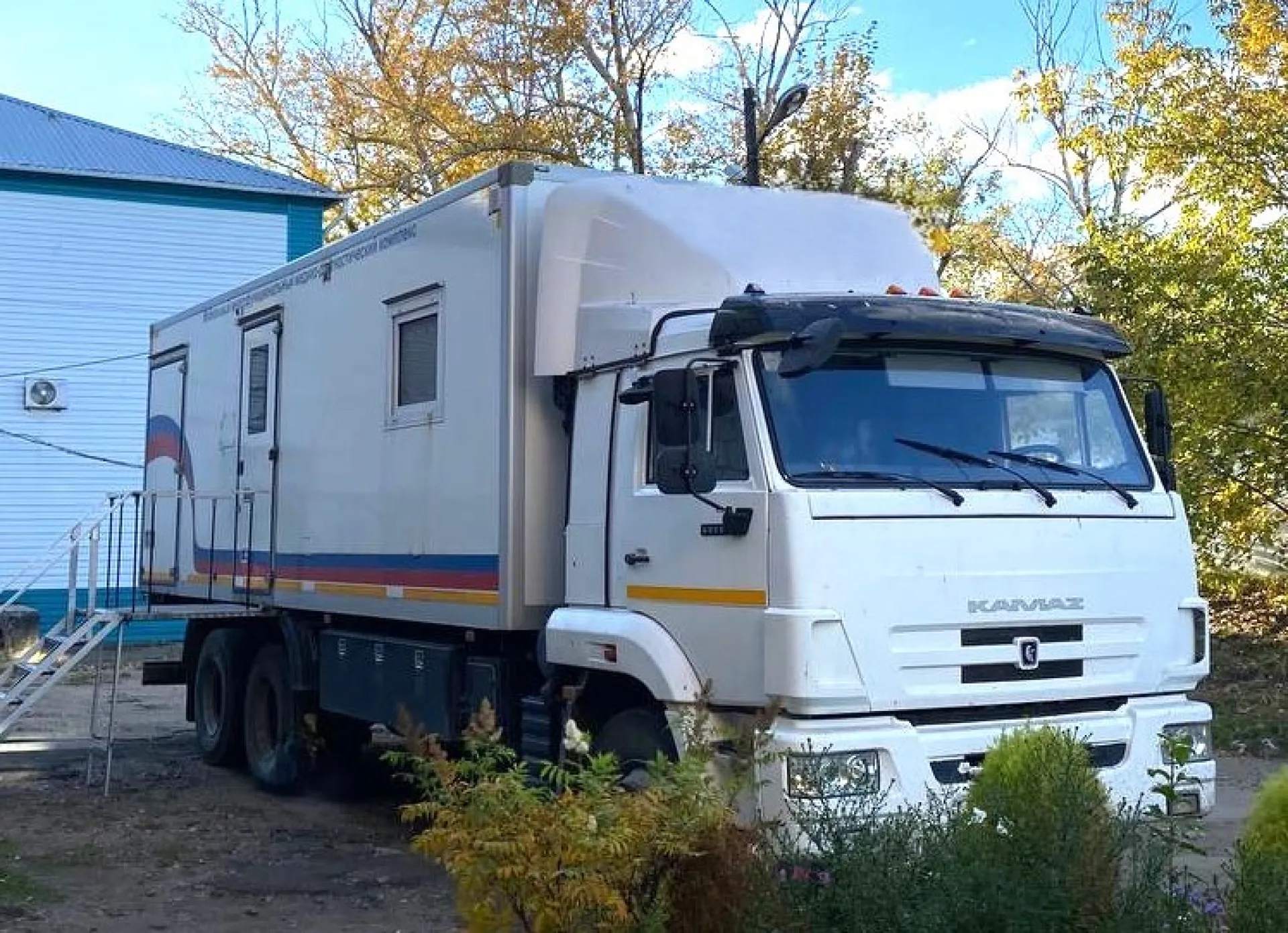 Передвижной мобильный комплекс по сохранению мужского здоровья работает в Топчихинском районе