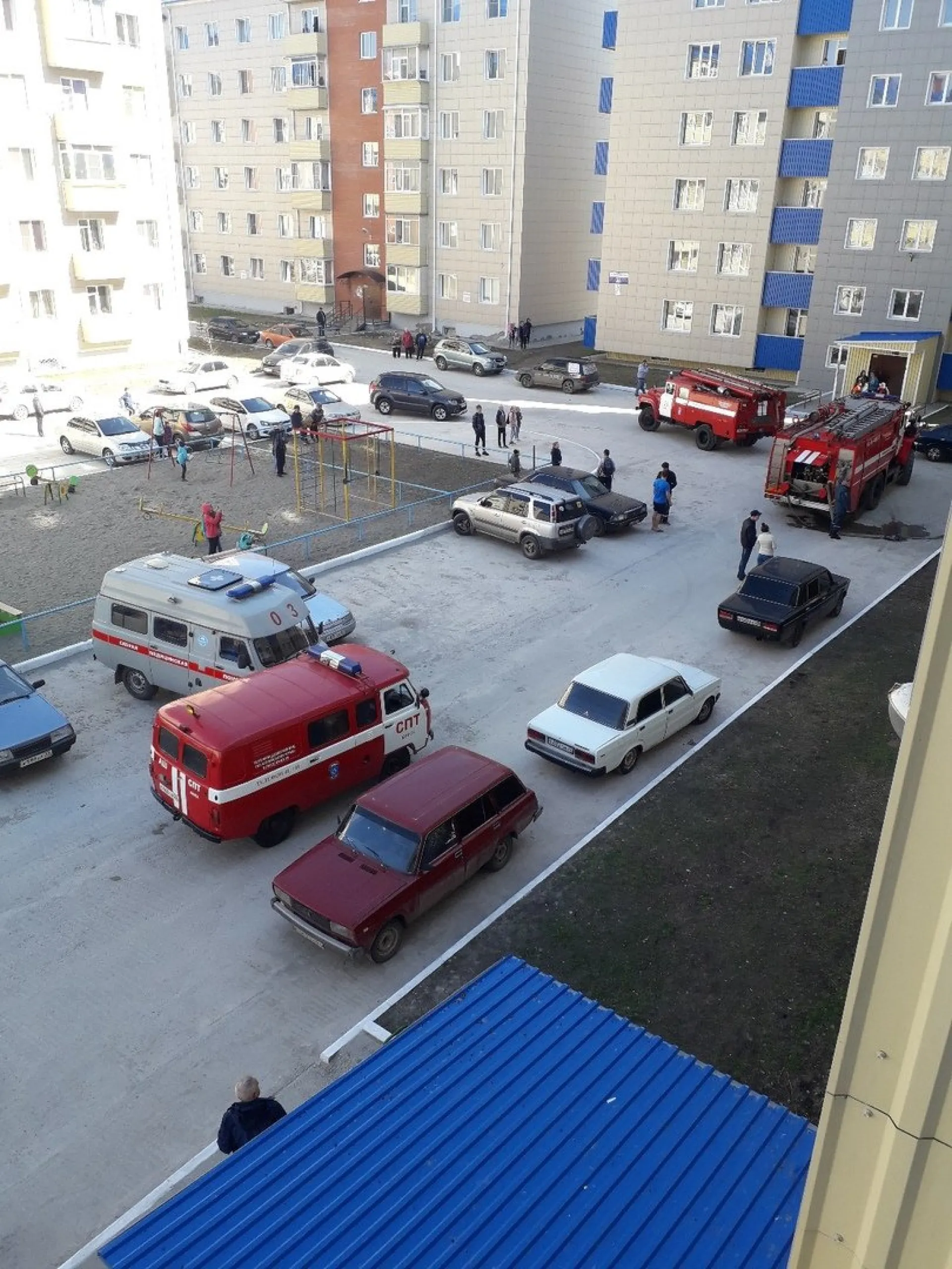Пожар на балконе произошел из-за брошенного окурка сигареты в Бийске