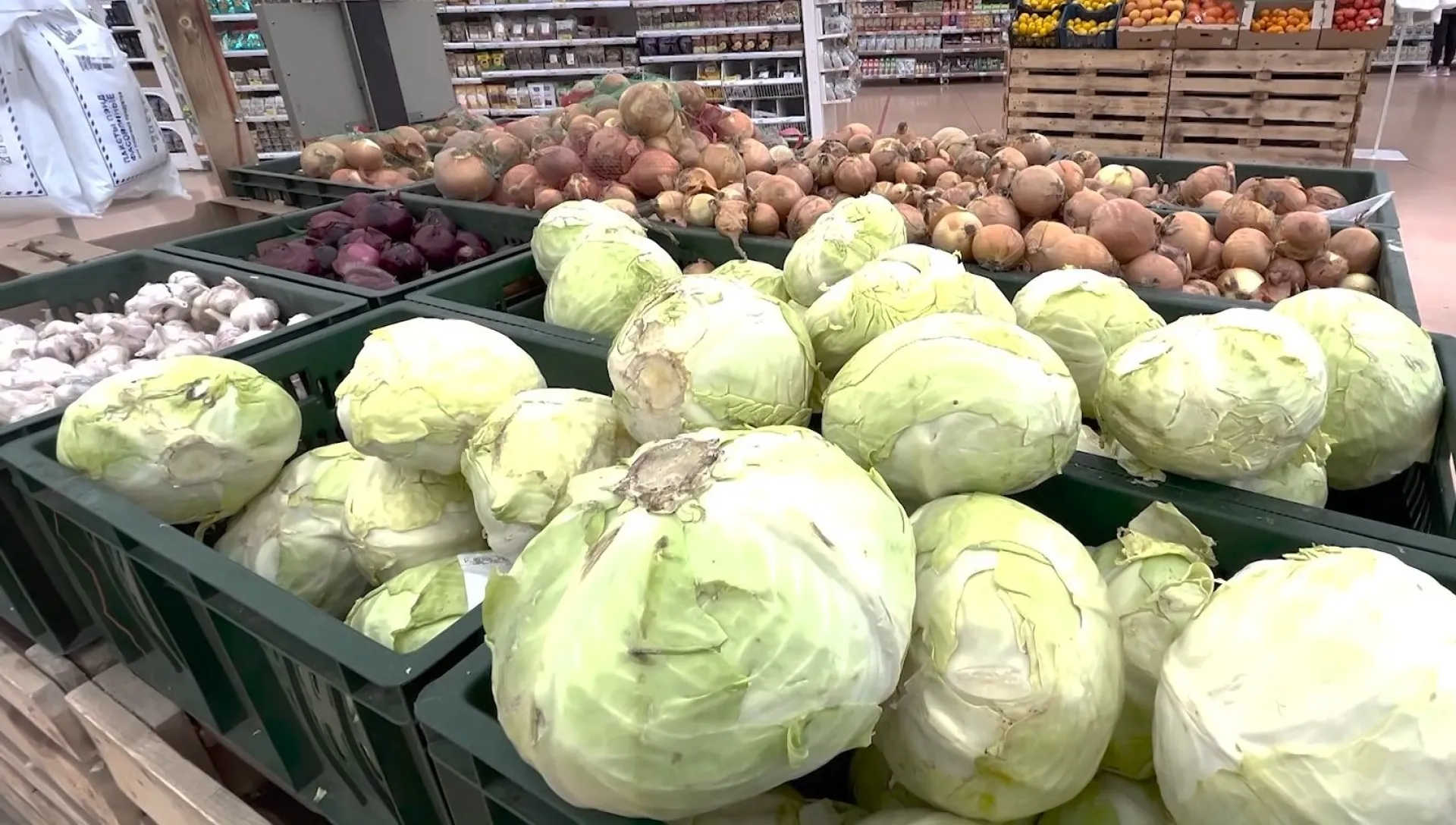 Алтайкрайстат: в  регионе снизились цены на социально значимые продукты