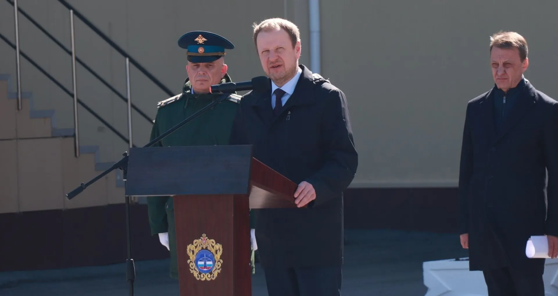 Виктор Томенко поздравил с Днем космонавтики военнослужащих 314 отдельного радиотехнического центра