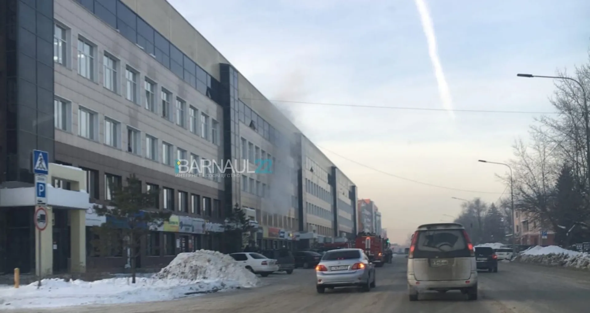 «Пар приняли за дым»: в барнаульский ТРЦ вызвали пожарных