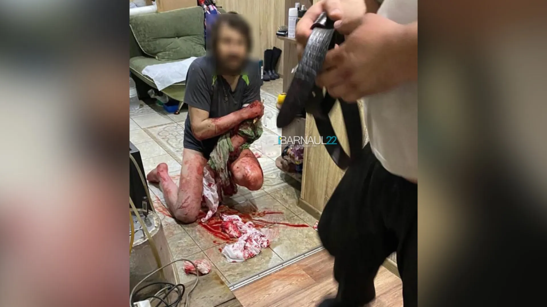 «Мы боимся за свои жизни»: житель Зудилова держит в страхе всё село