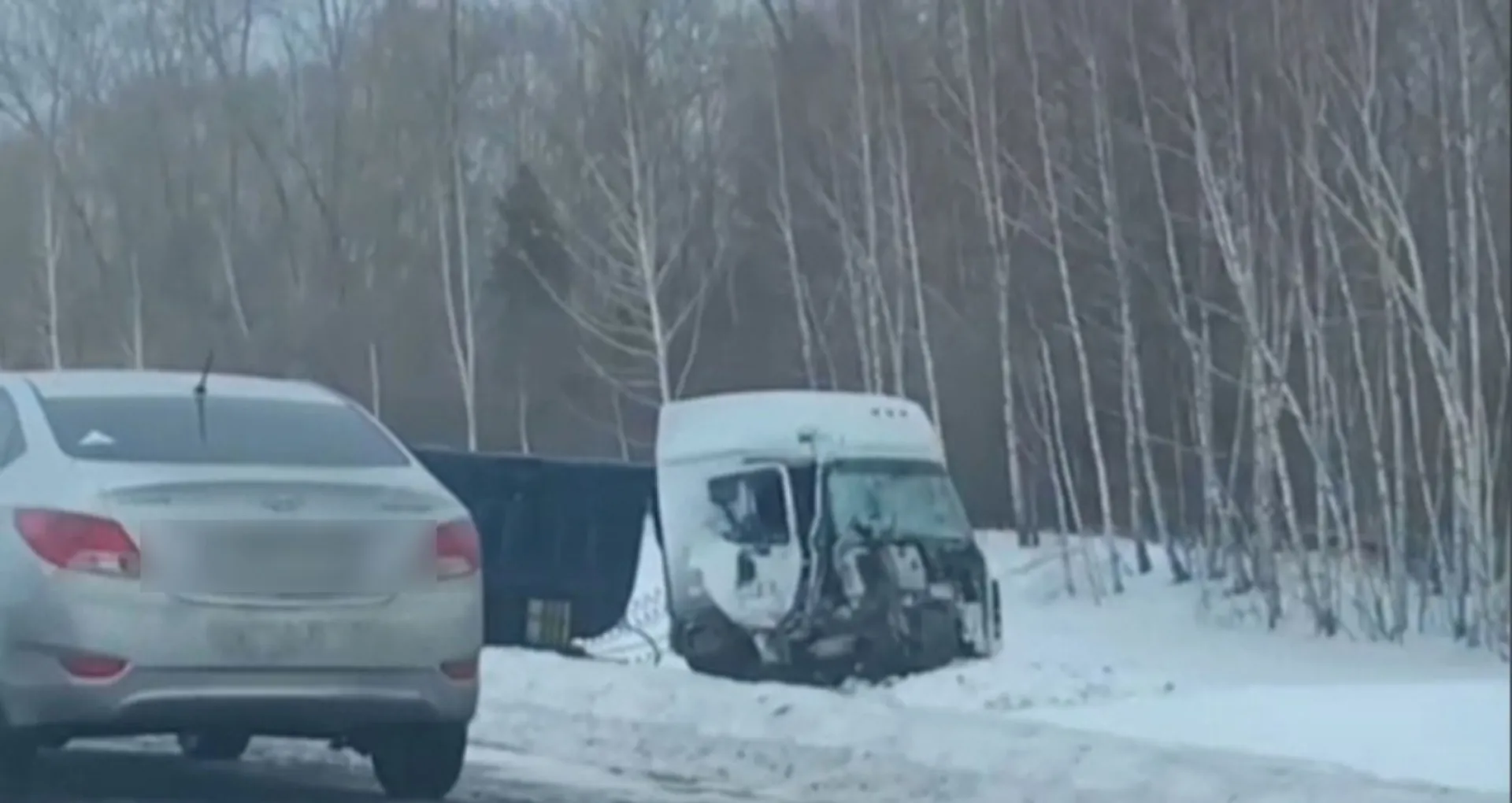 Несколько машин попали в аварию на барнаульской трассе Несколько машин попали в аварию на барнаульской трассе