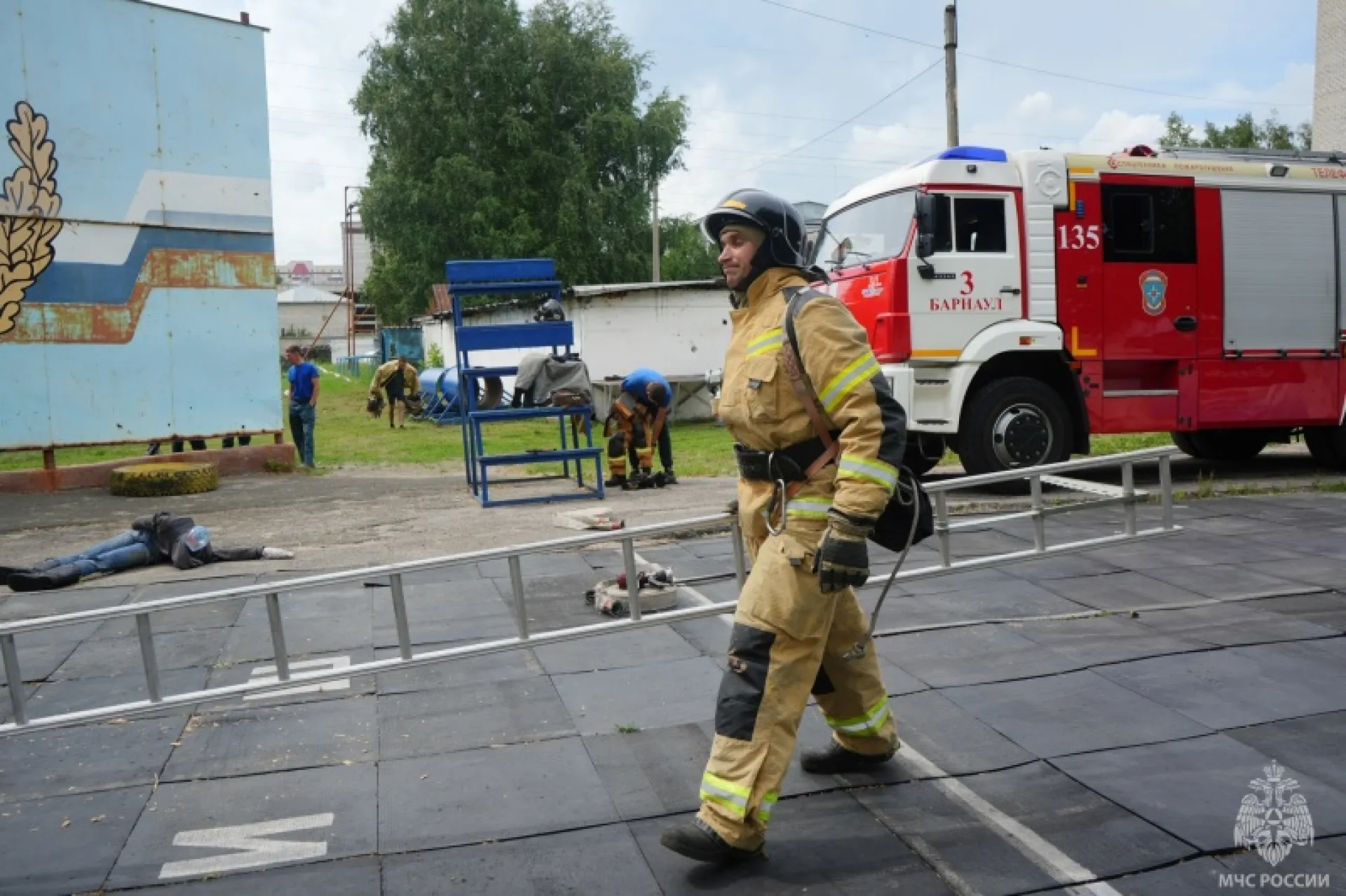 Лучшего пожарного выберут завтра в Барнауле Лучшего пожарного выберут завтра в Барнауле