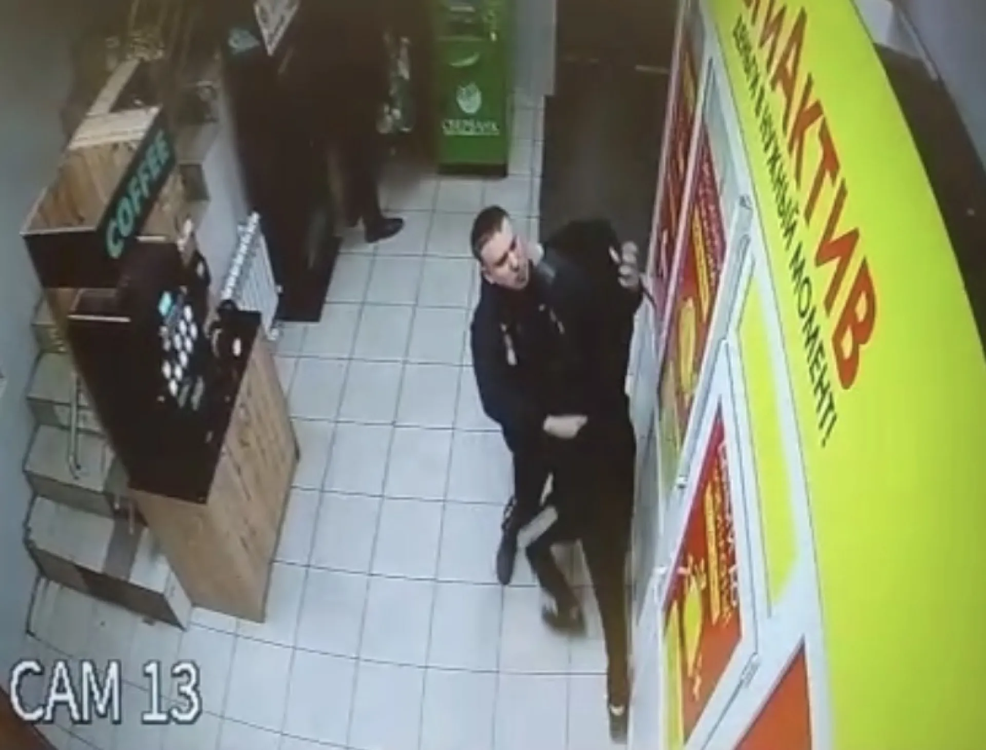 Полицейский из Бийска пошел в магазин и разоблачил похитителя