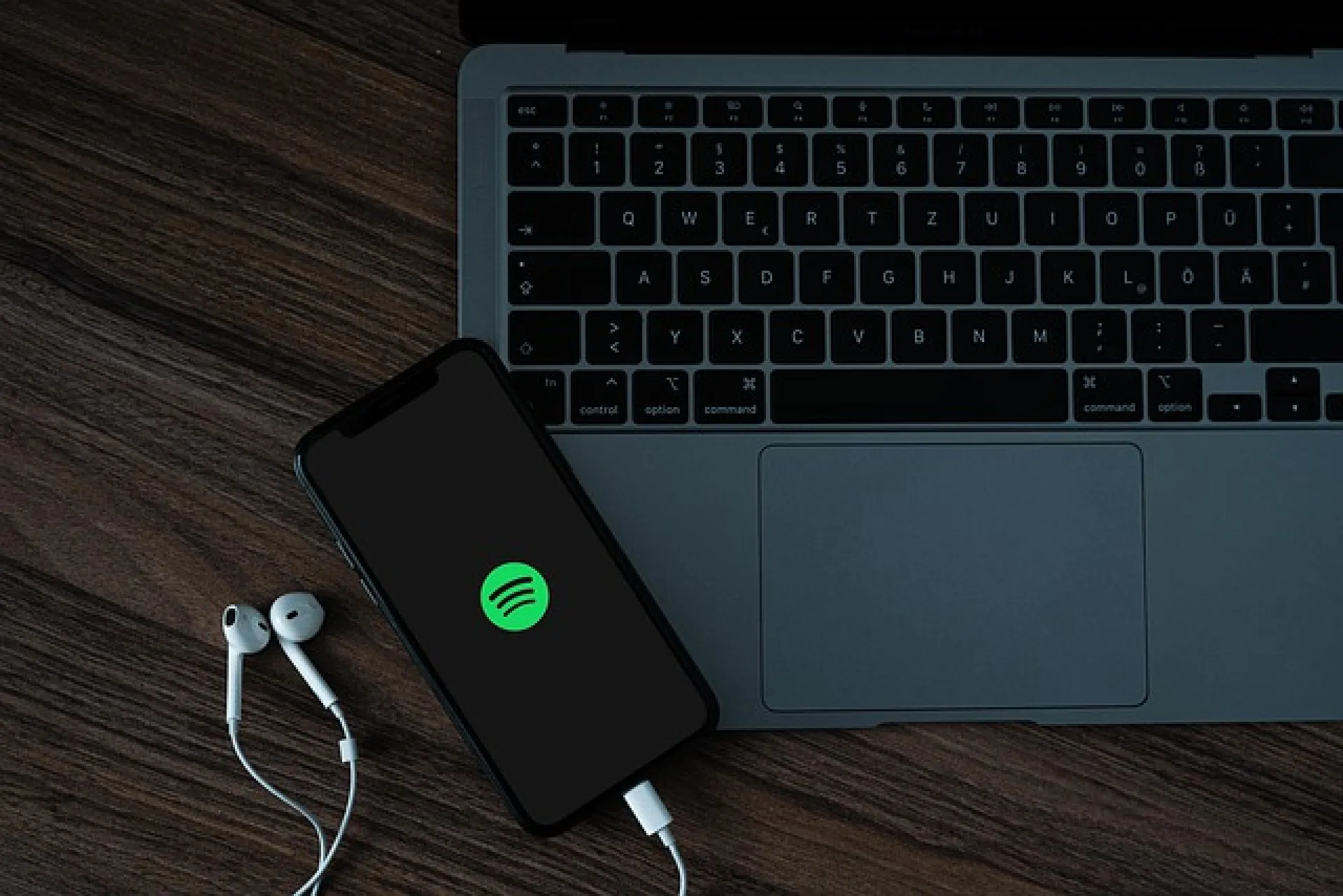 Spotify полностью прекратит работу в России Spotify полностью прекратит работу в России