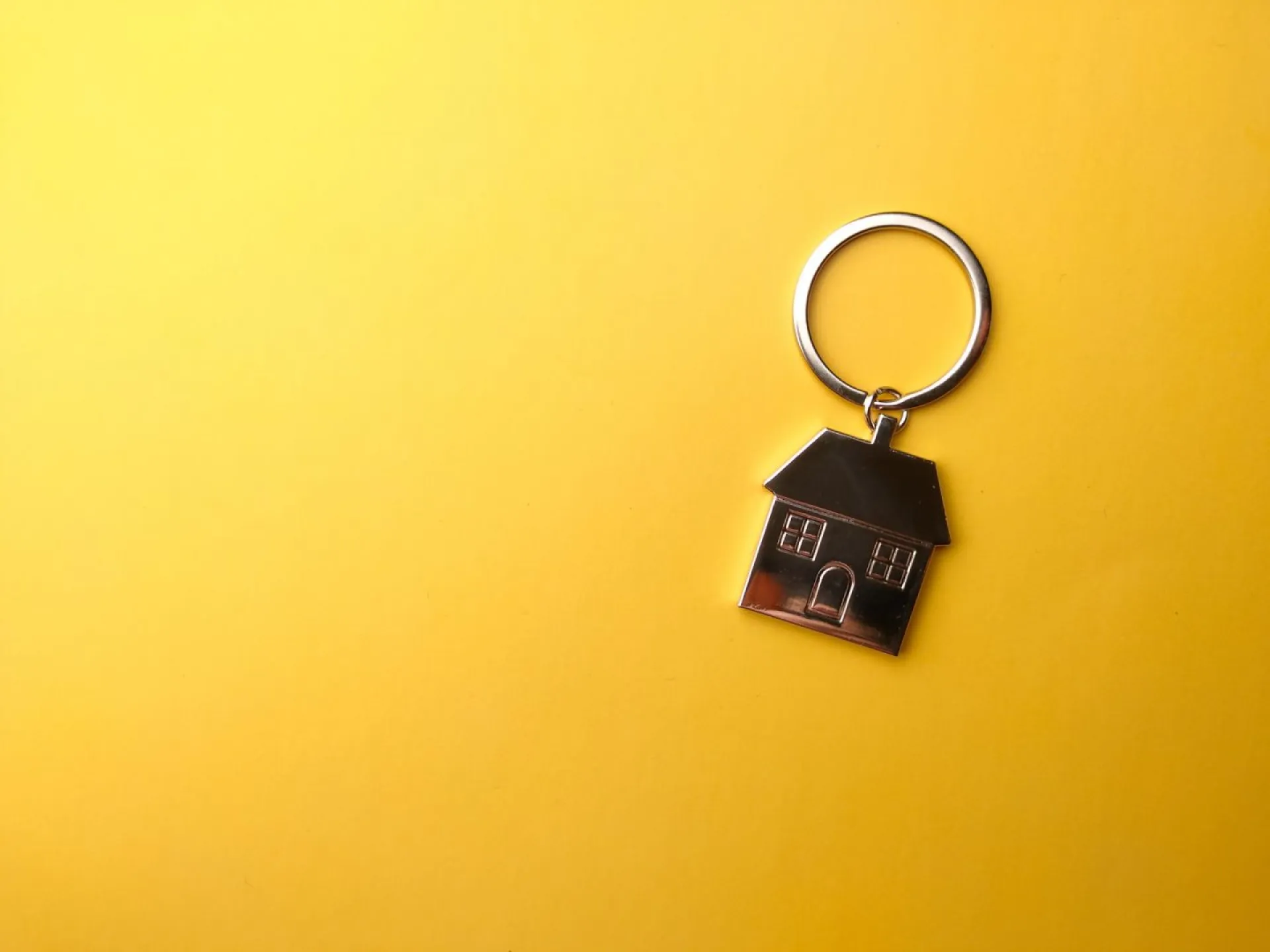 В Барнауле женщина сдала в аренду чужую квартиру в тайне от владельца