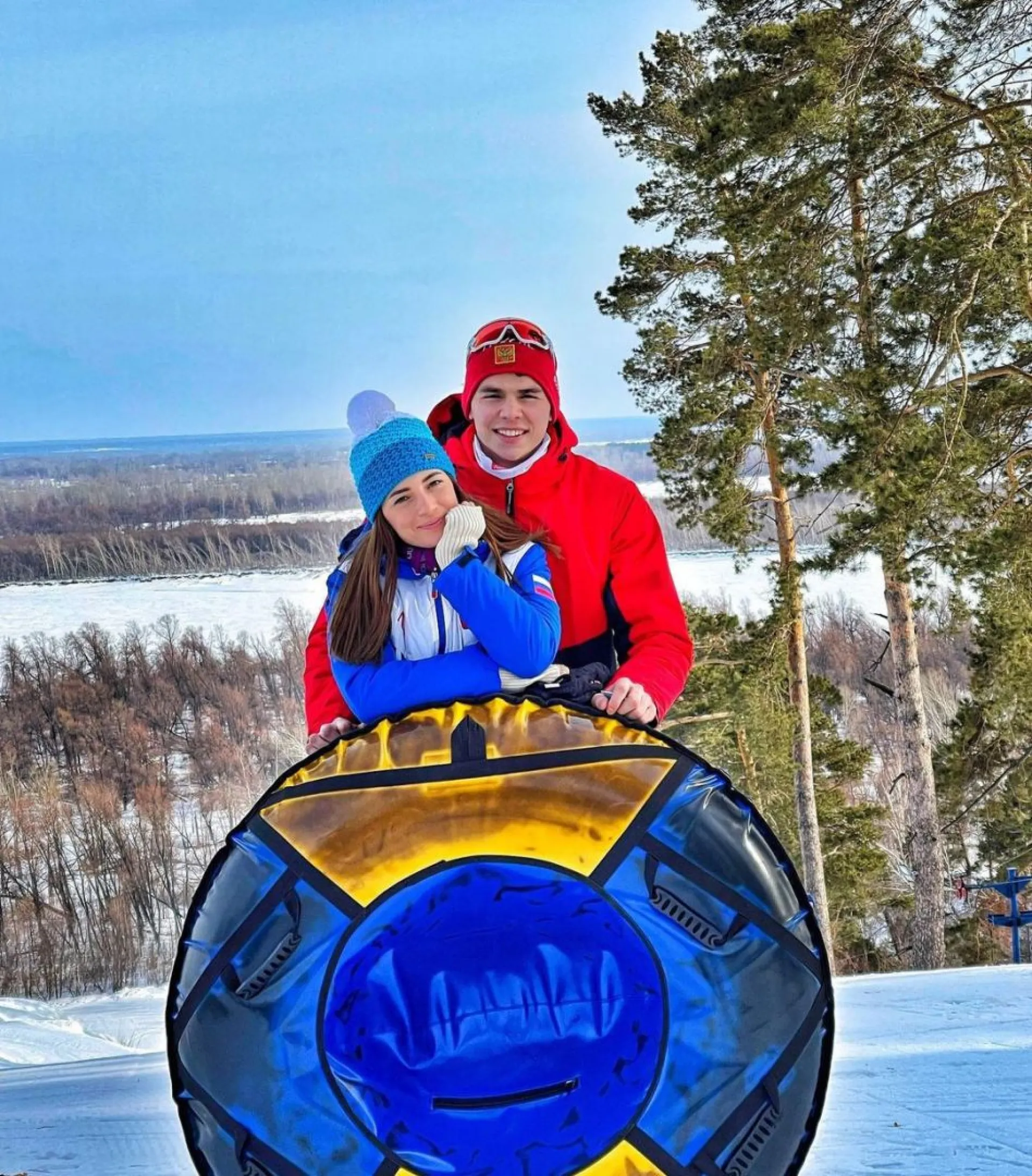 Сильнейшие лыжники Алтайского края сыграли свадьбу Сильнейшие лыжники Алтайского края сыграли свадьбу