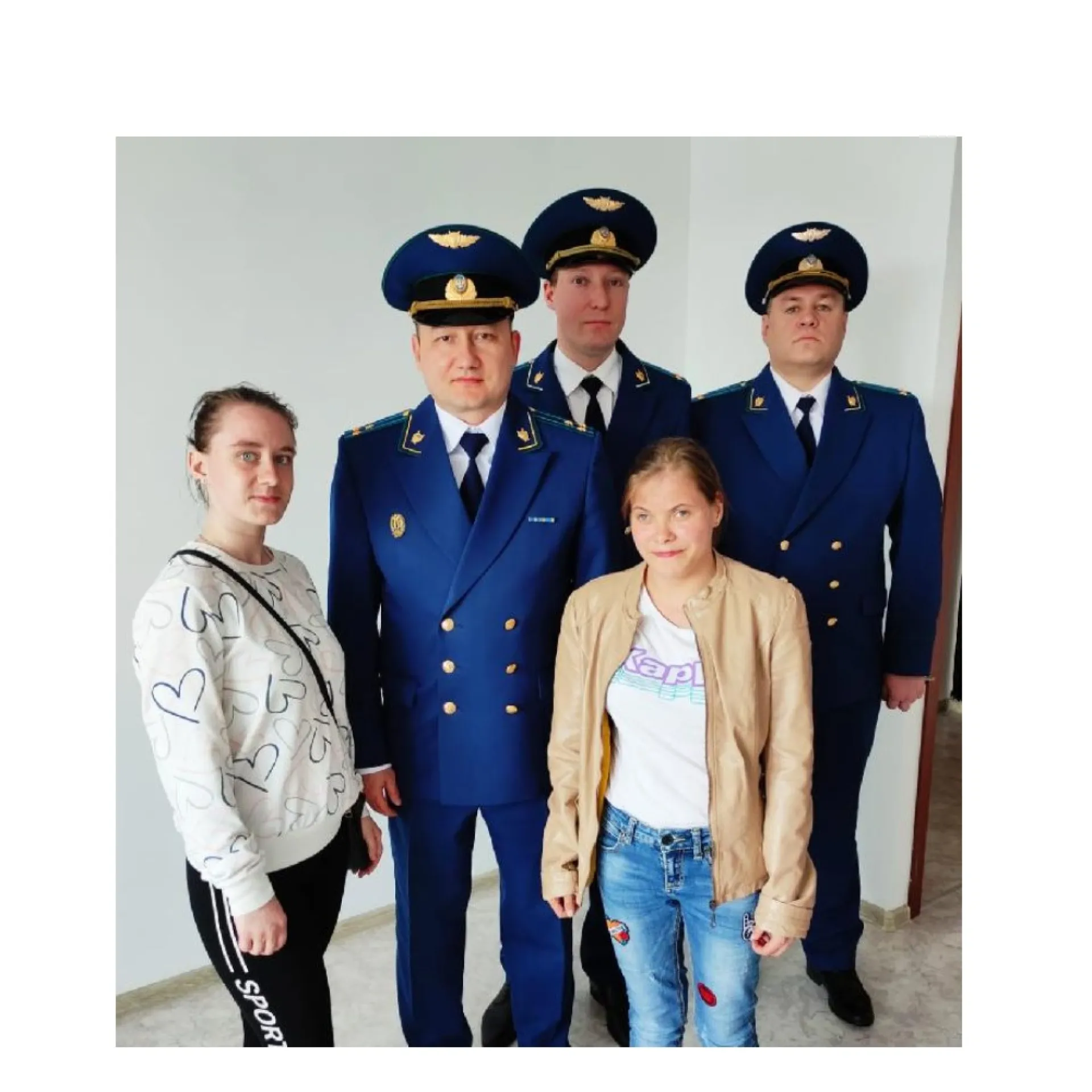 Прокуратура помогла получить квартиры сиротам из Новоалтайска