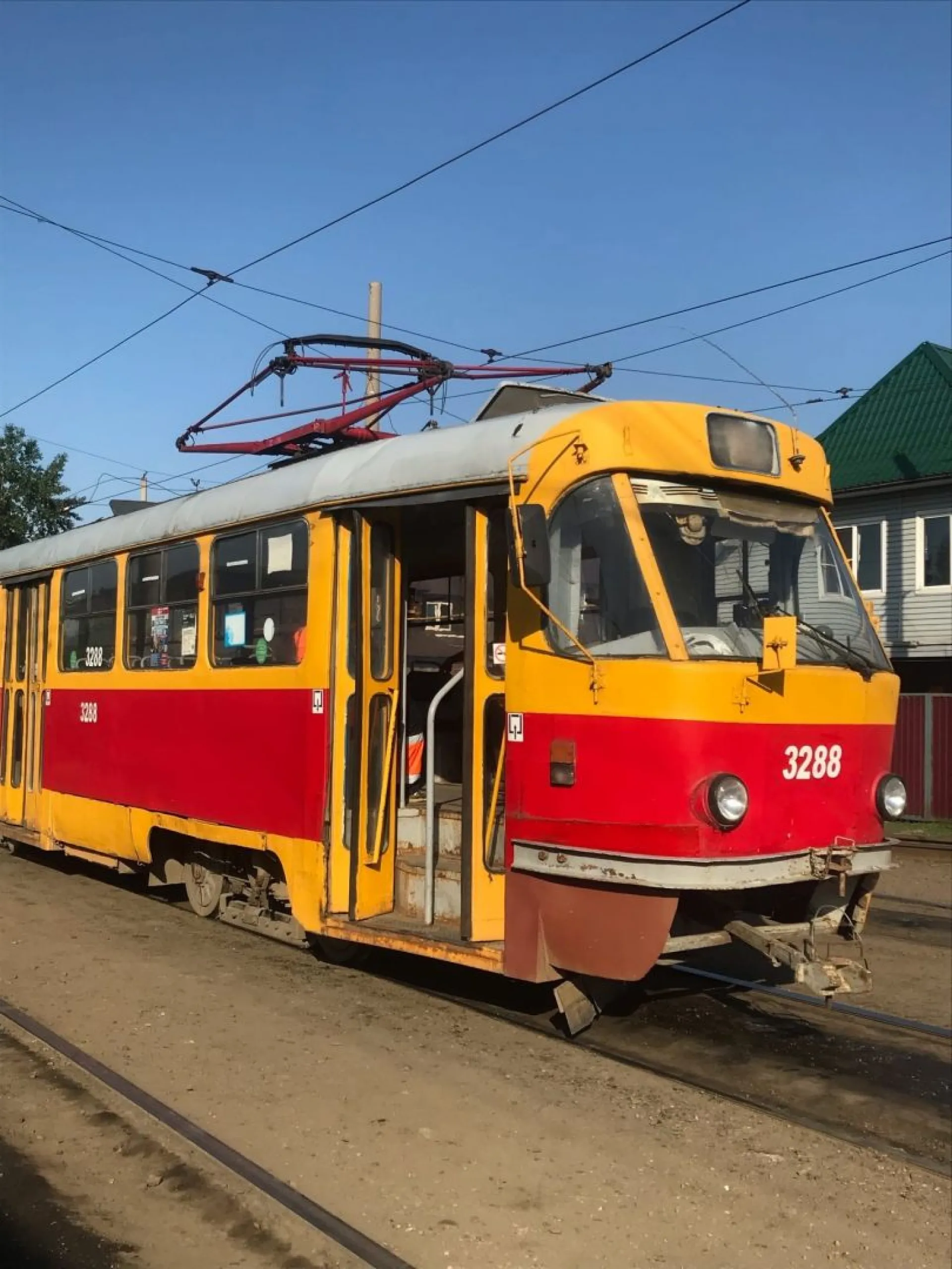 Работу общественного транспорта продлят в День России в Барнауле 