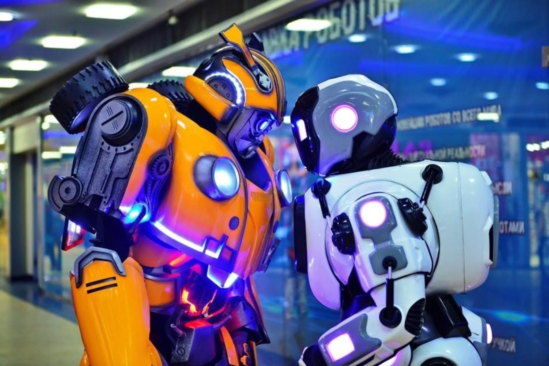 Роботы в центре Барнаула! Роботы в центре Барнаула!