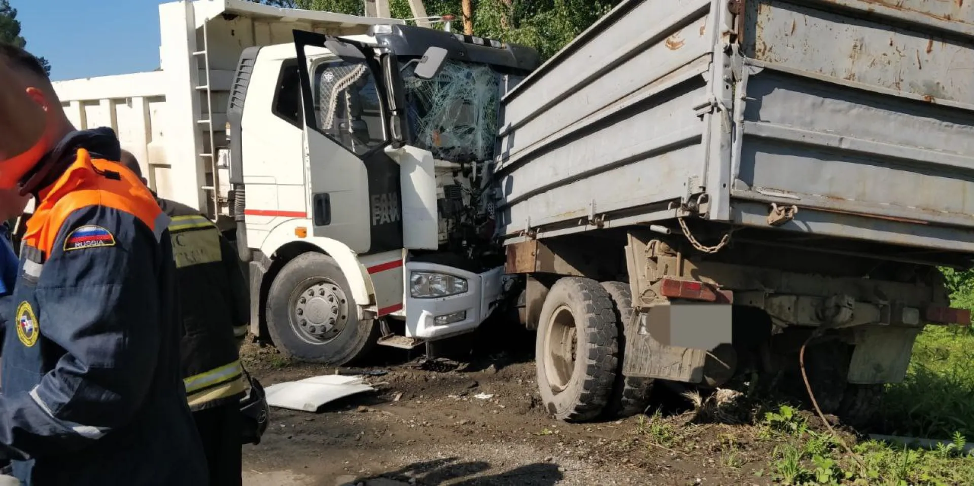 Смертельное ДТП грузовиков произошло на алтайской трассе