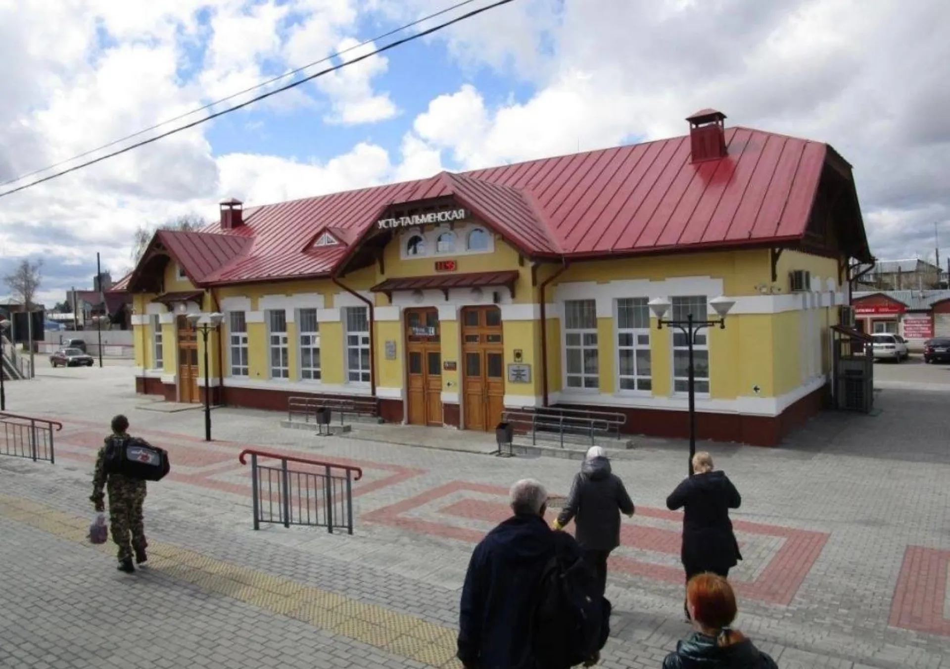 65-летняя женщина погибла под колесами поезда в Тальменском районе