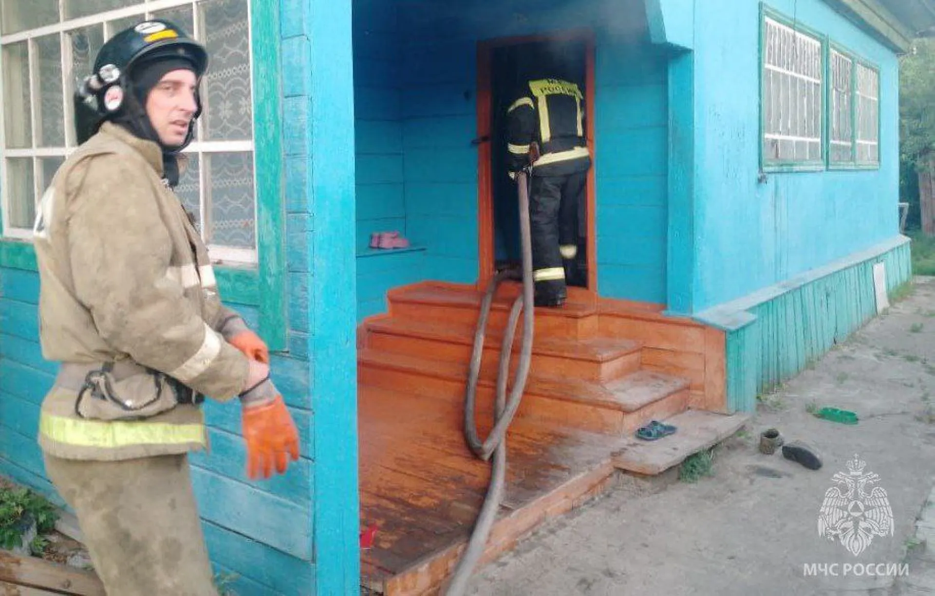 Два человека погибли при пожаре в Кытмановском районе