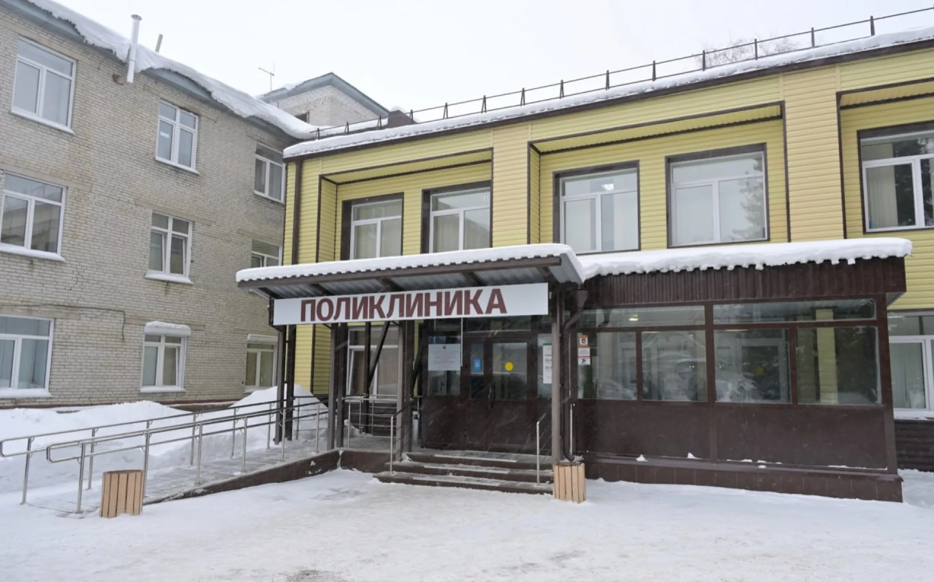 Городскую поликлинику открыли после ремонта в Барнауле