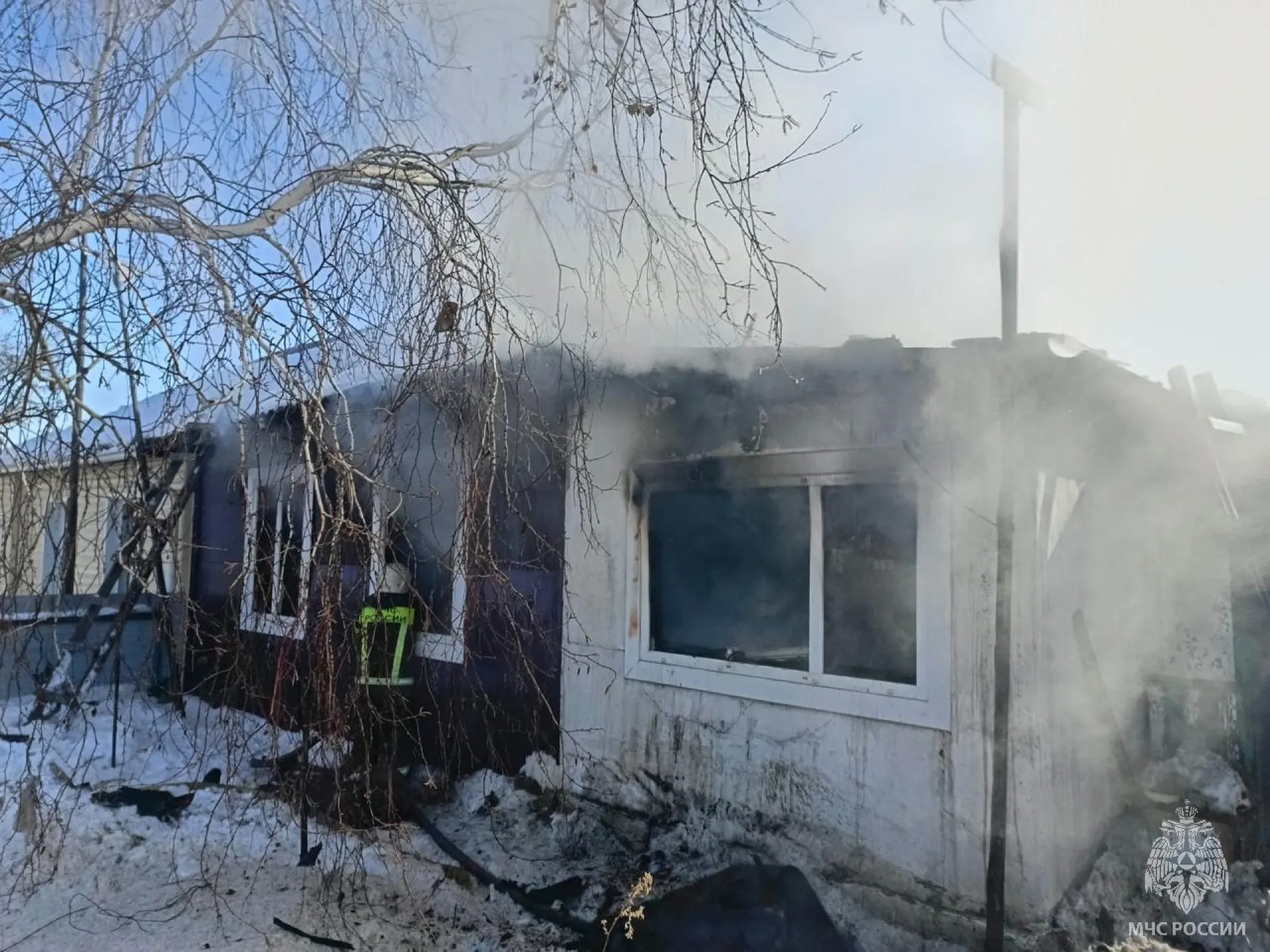 Мужчина погиб при пожаре из-за газа в Кулундинском районе